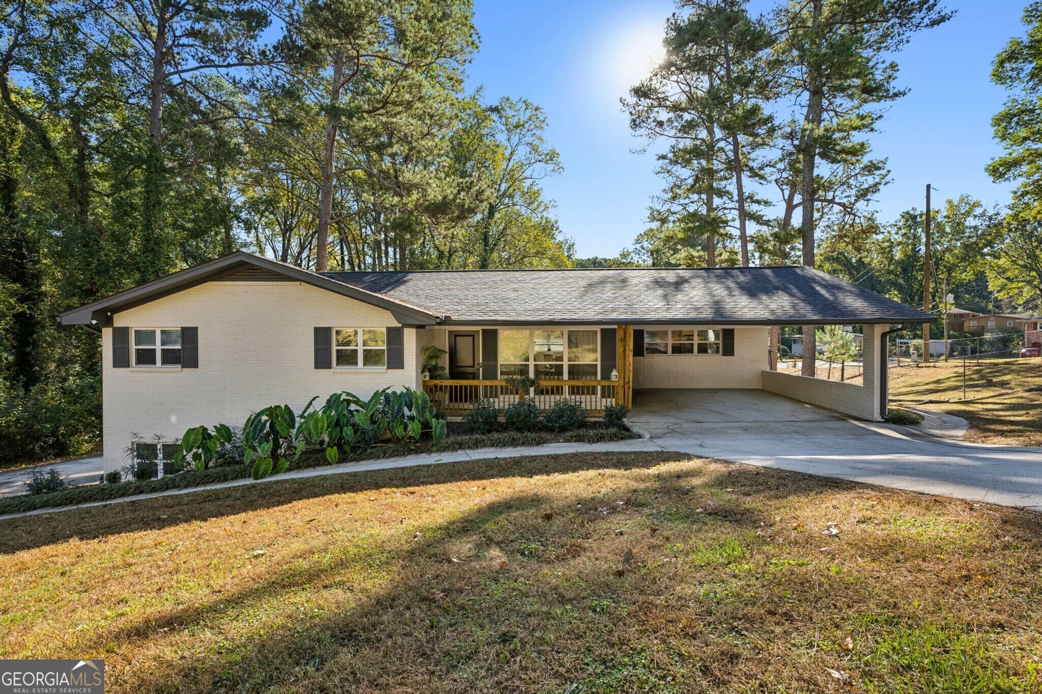 2432 Kelly Lake Drive