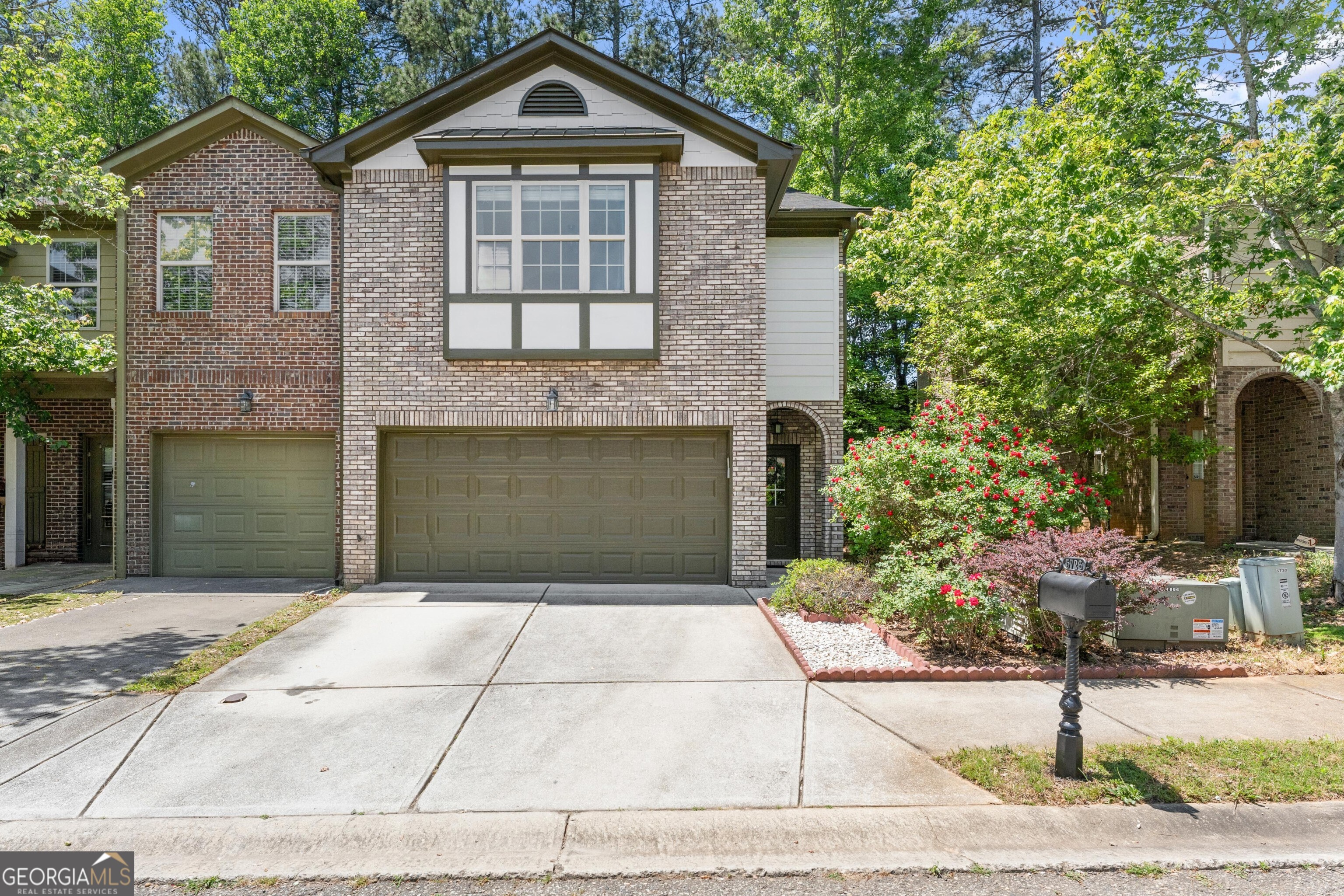 5726 Singlebriar Court