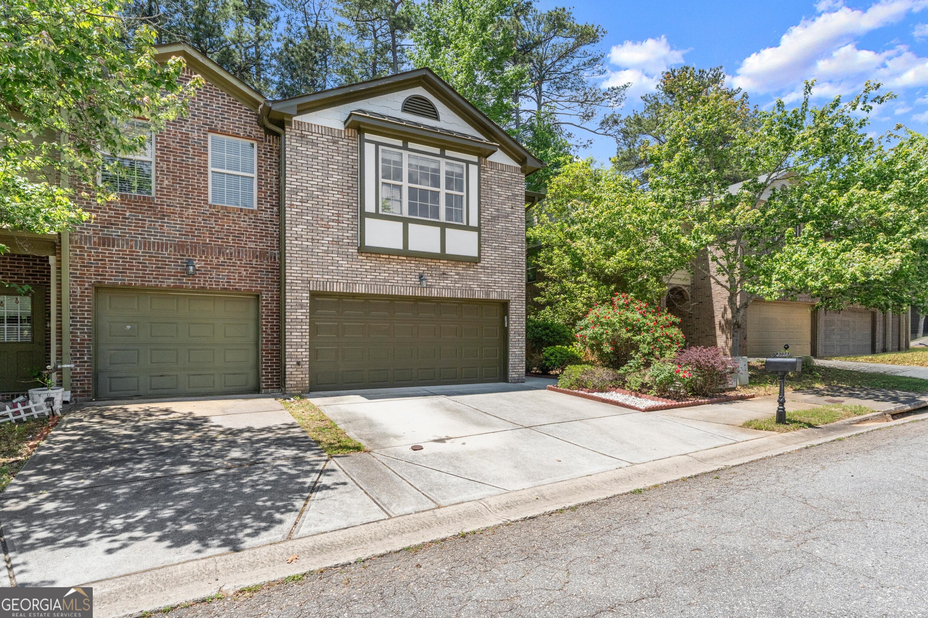 5726 Singlebriar Court