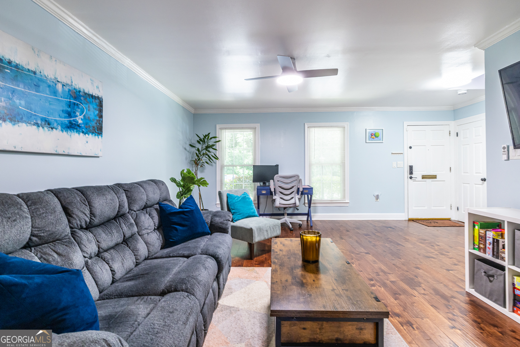 6520 Roswell Road # 73
