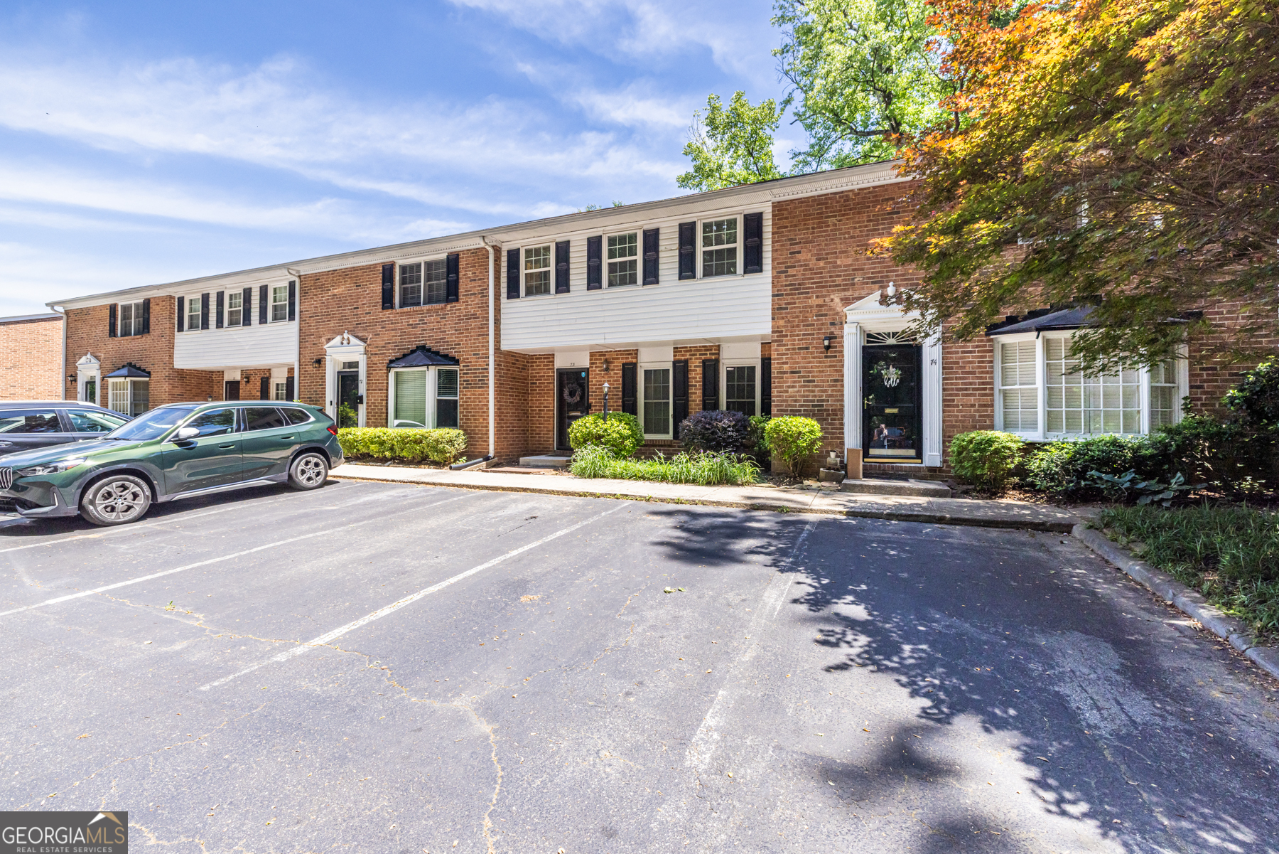6520 Roswell Road # 73