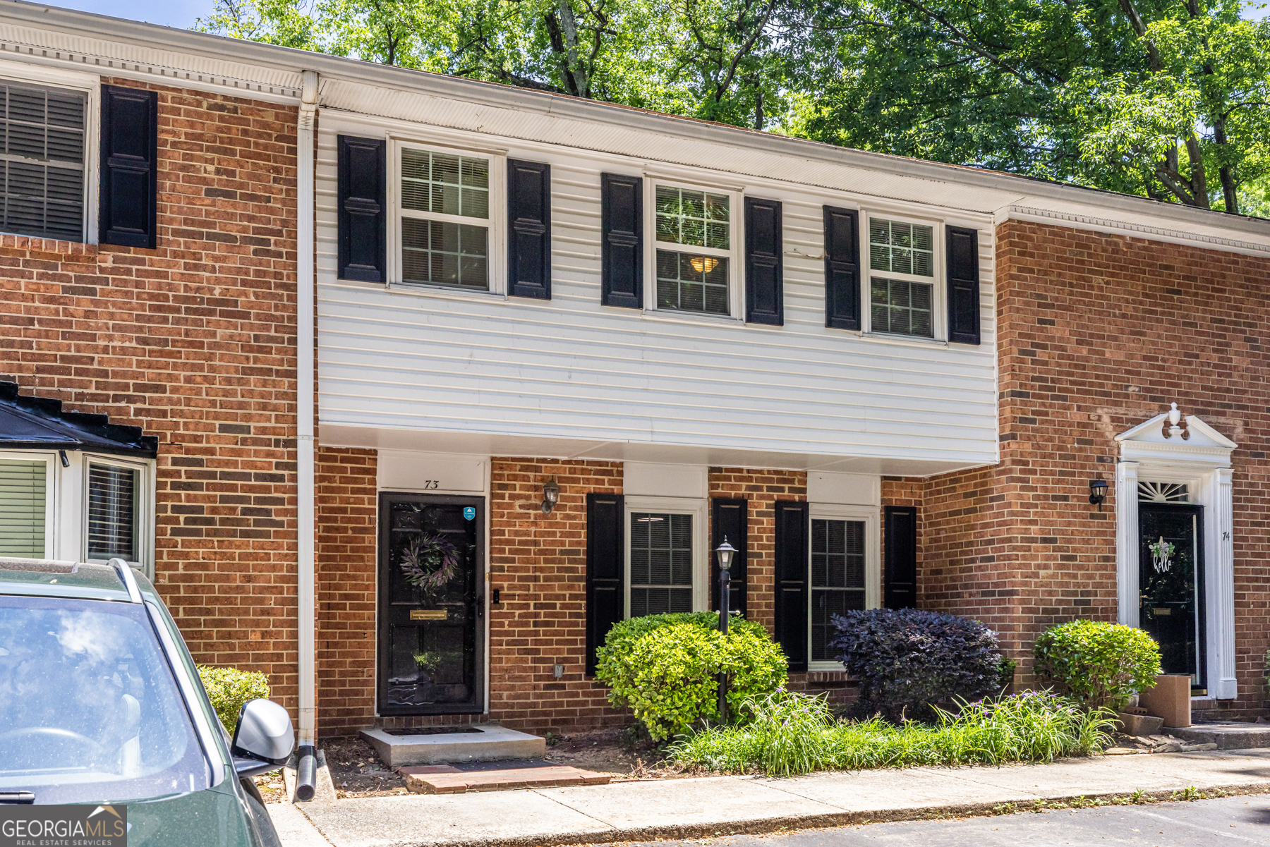 6520 Roswell Road # 73