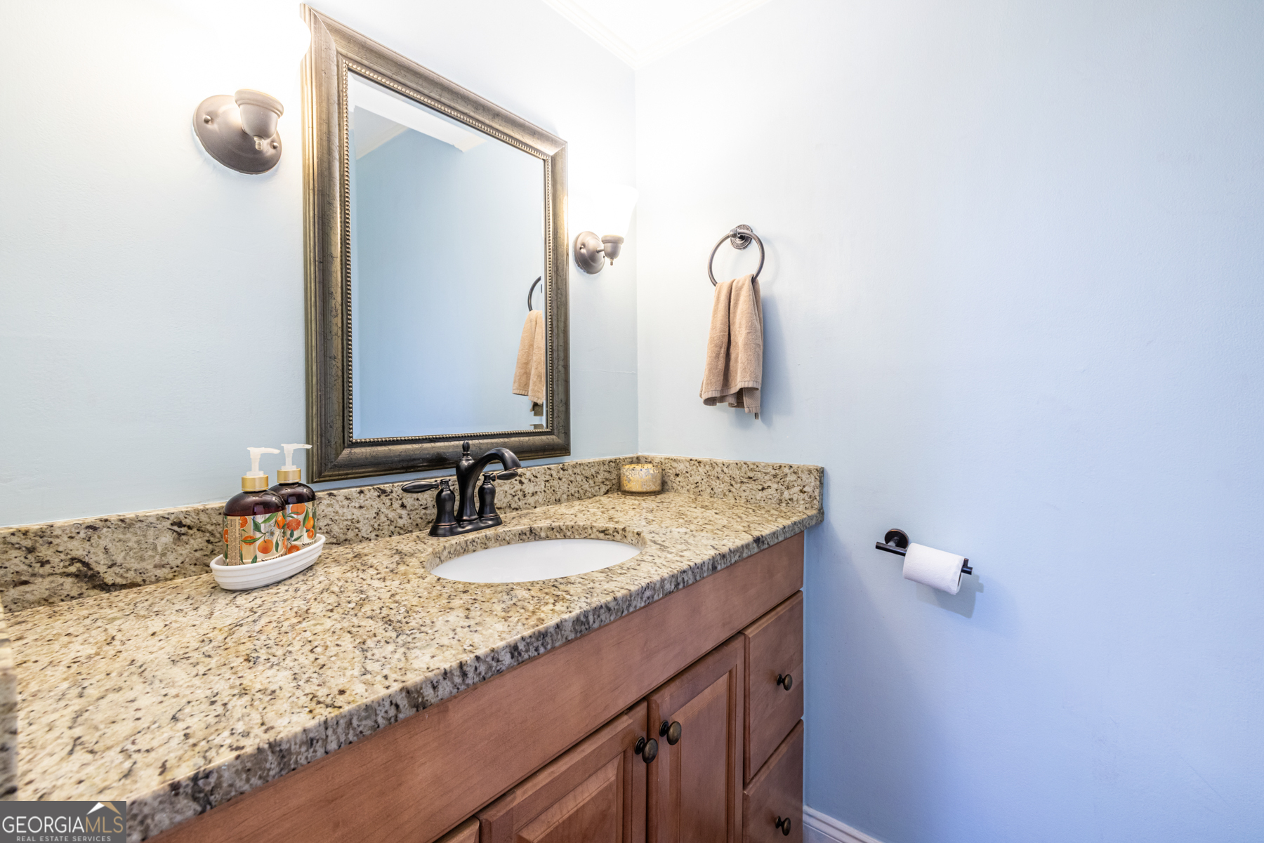 6520 Roswell Road # 73