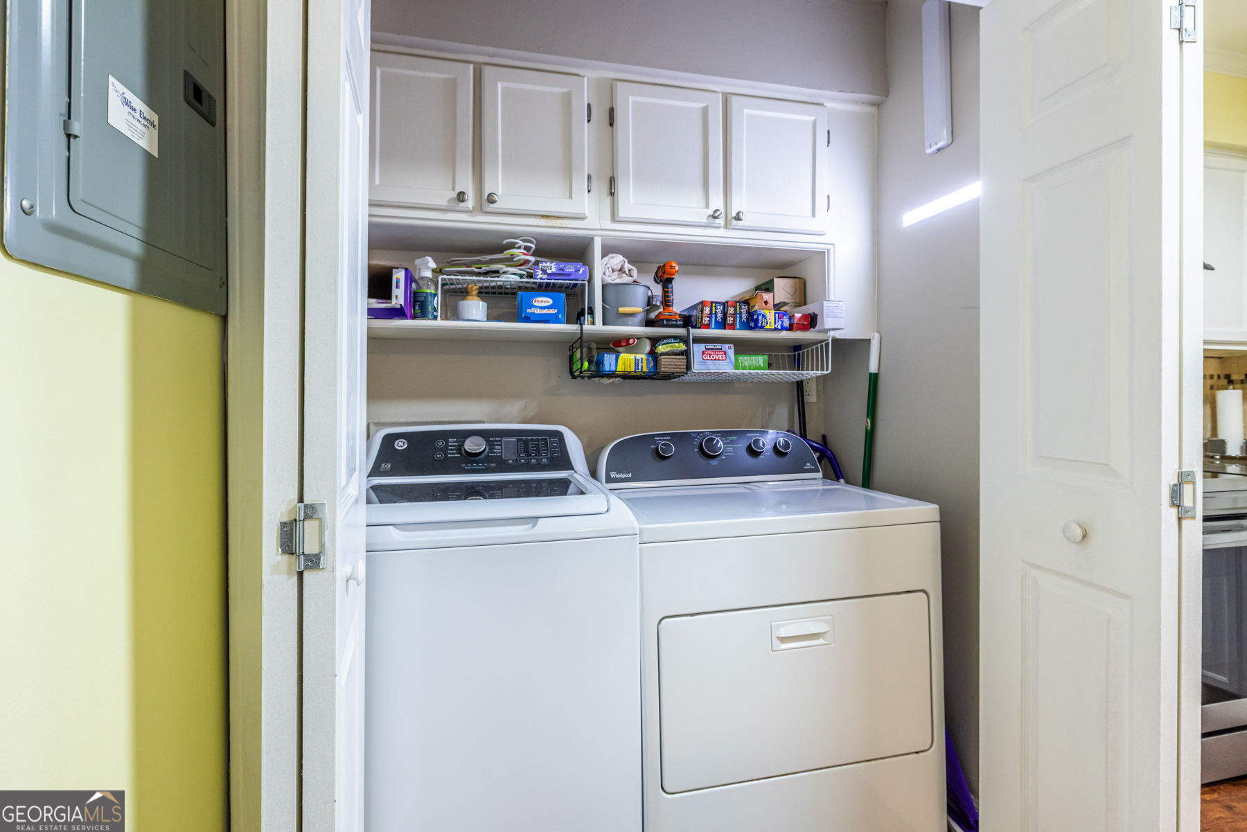 6520 Roswell Road # 73