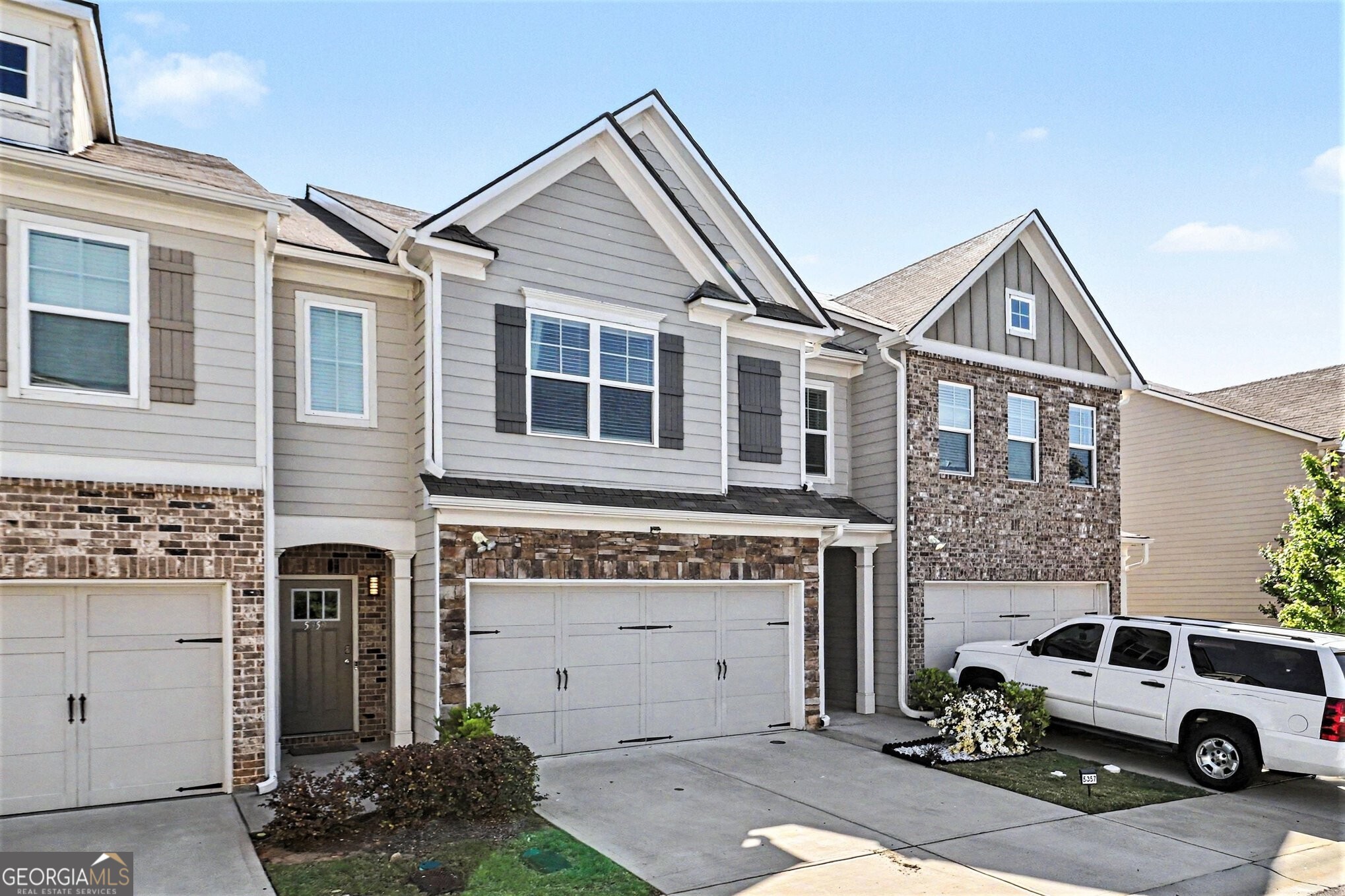 5357 Radford Loop