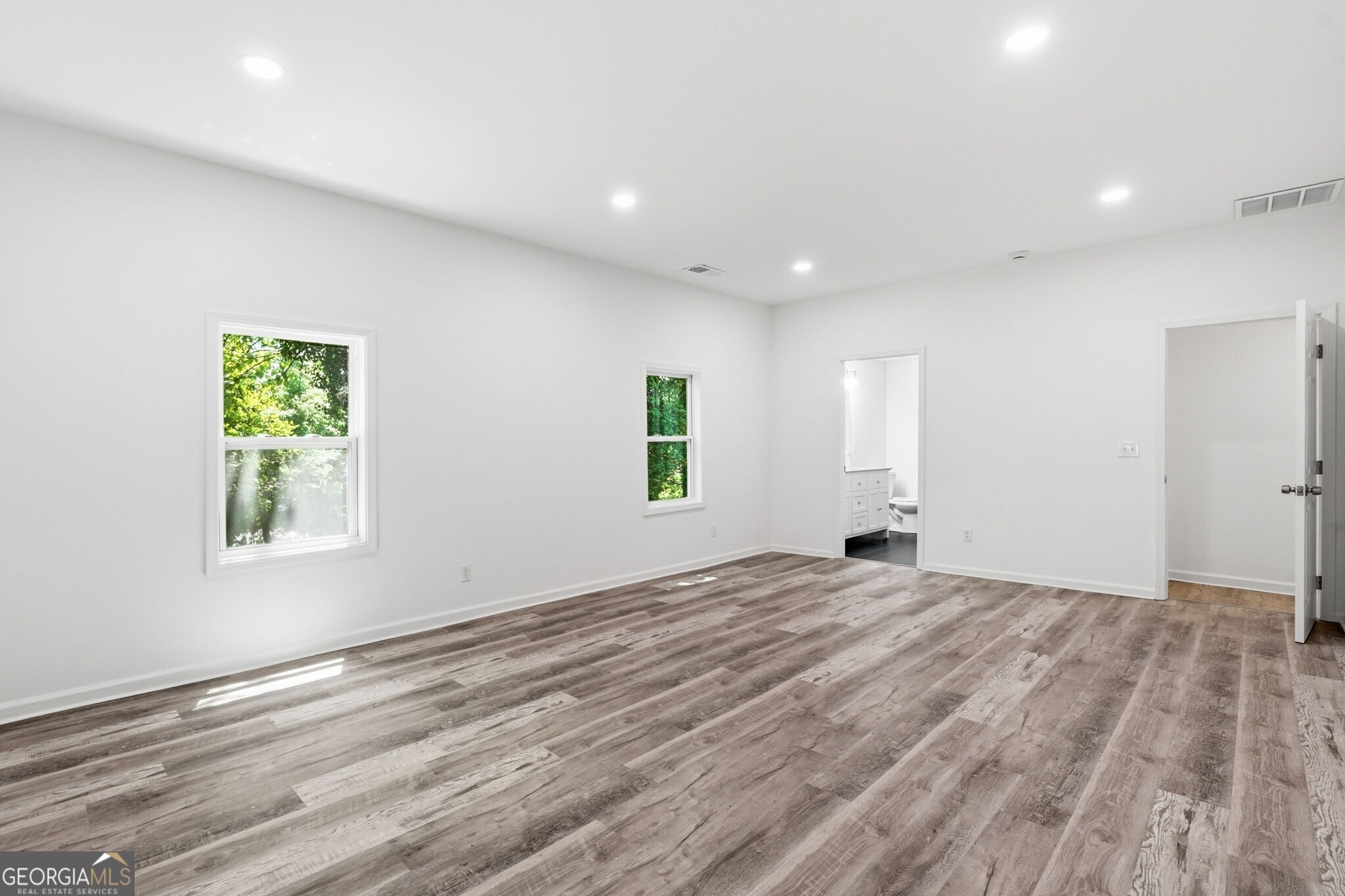 2624 Peyton Road NW