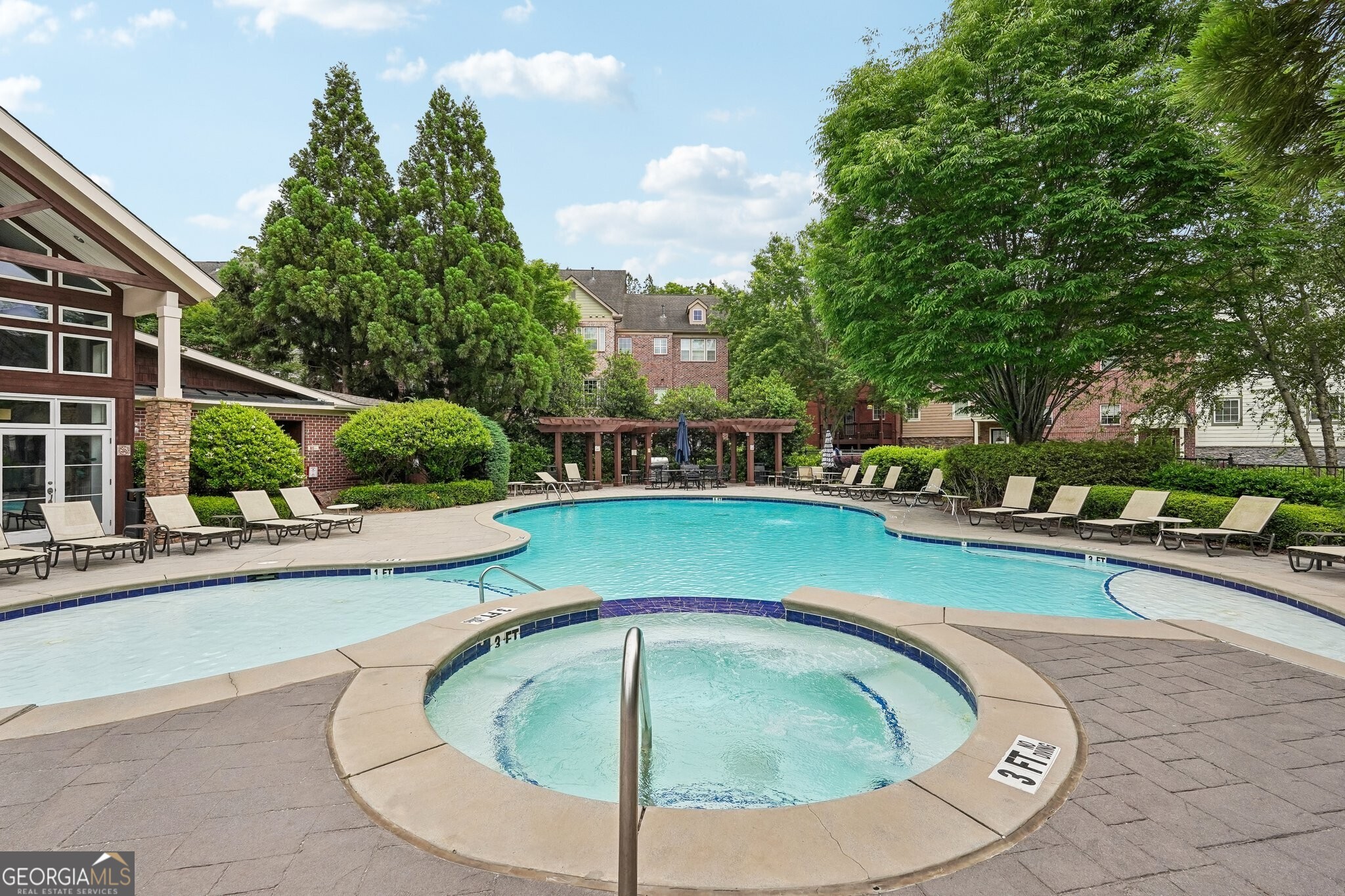 3709 Ashford Creek Hill NE