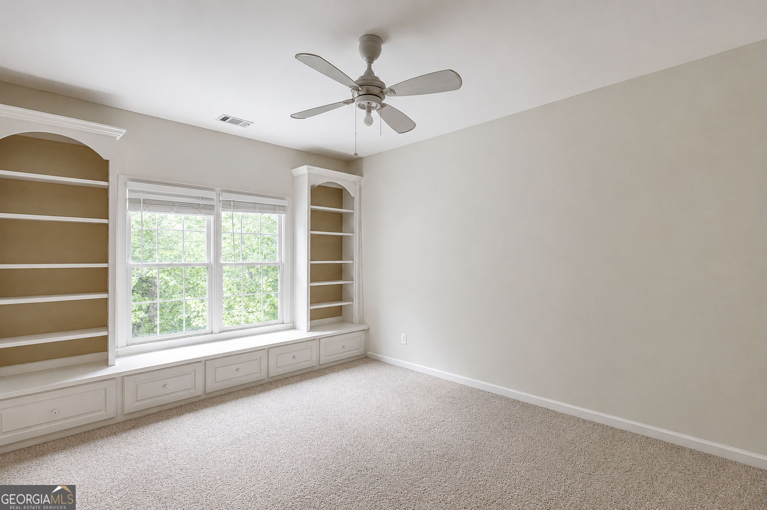 5827 Grand Reunion Drive