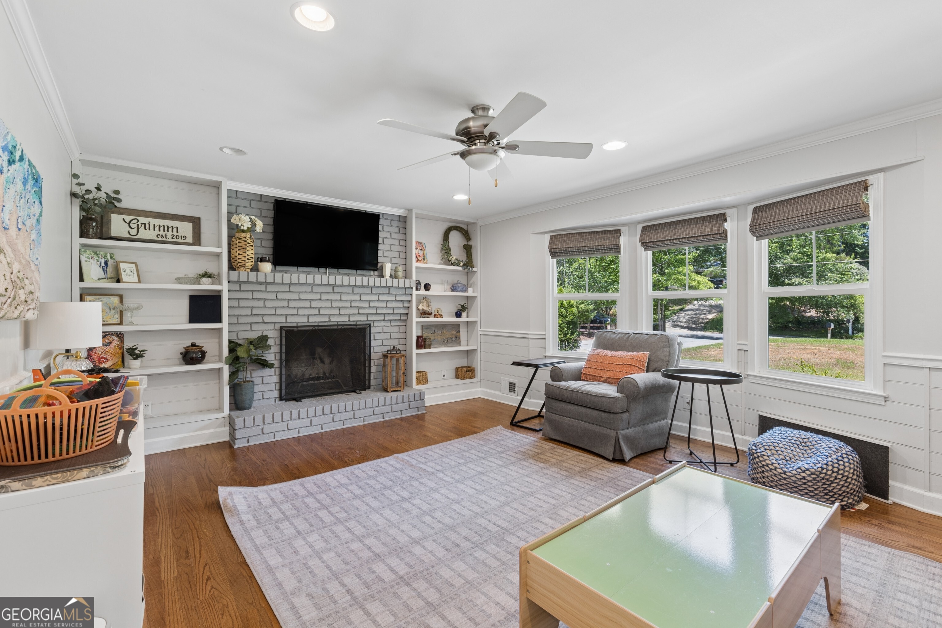 670 Lake Charles Way