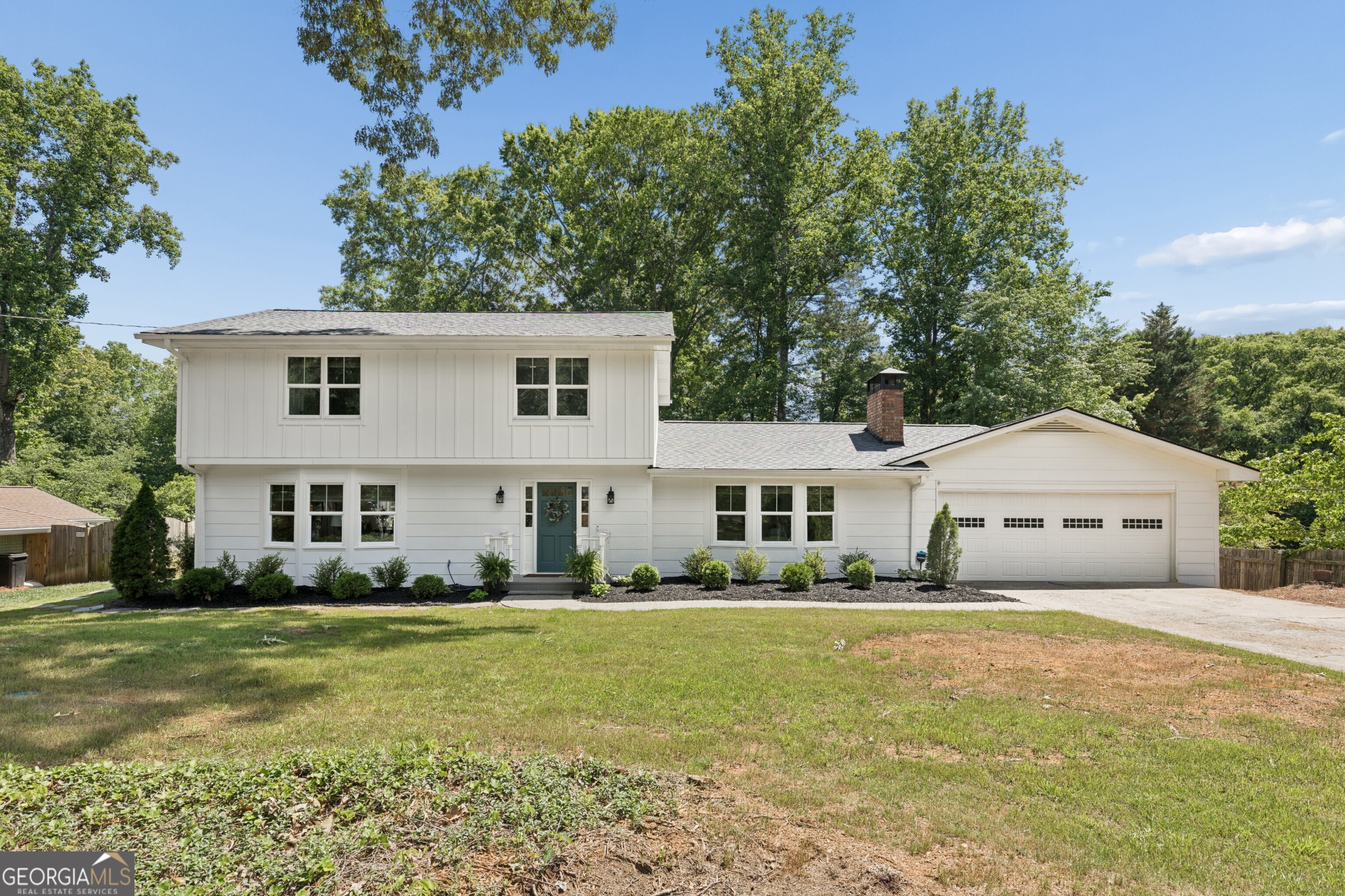 670 Lake Charles Way