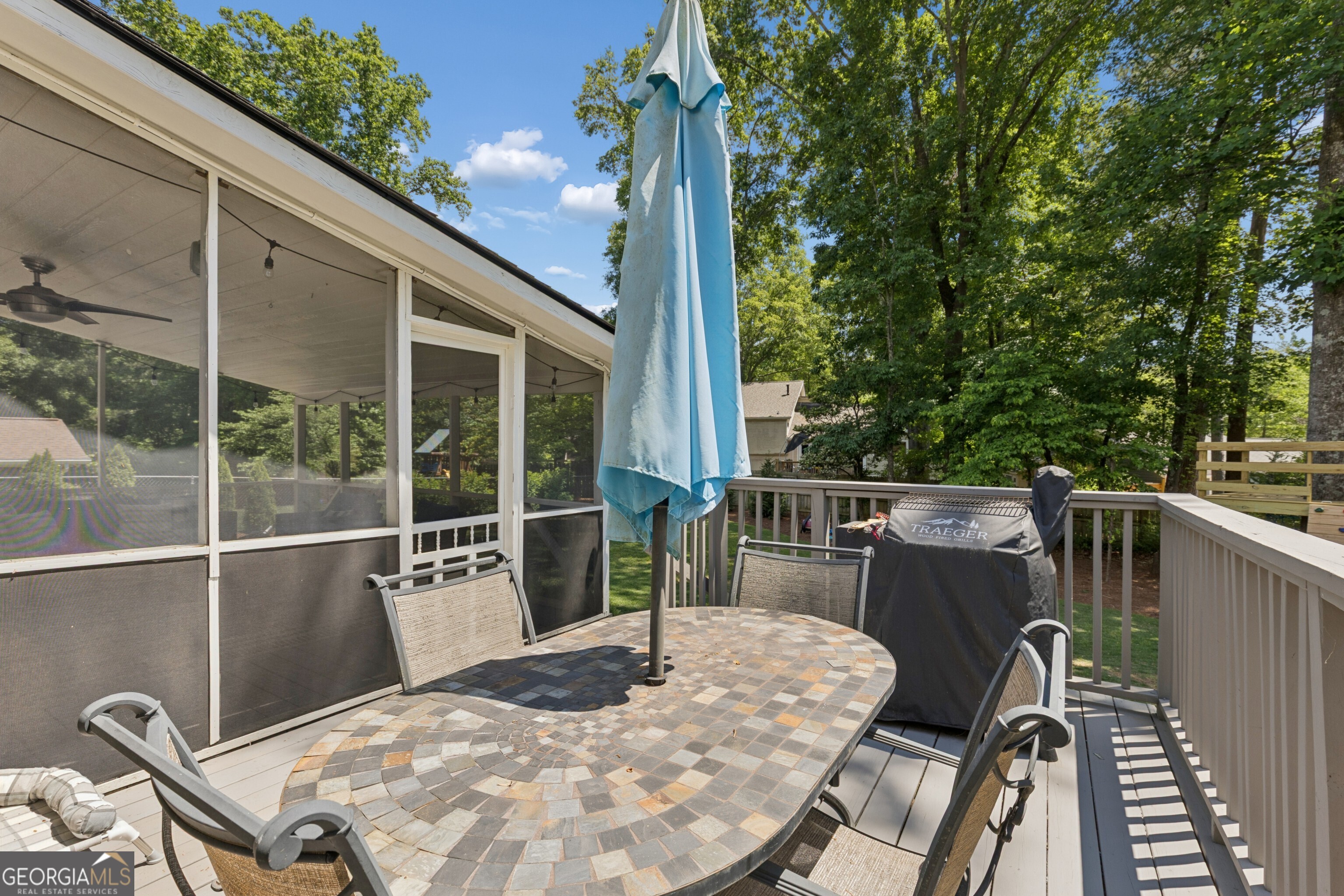 670 Lake Charles Way