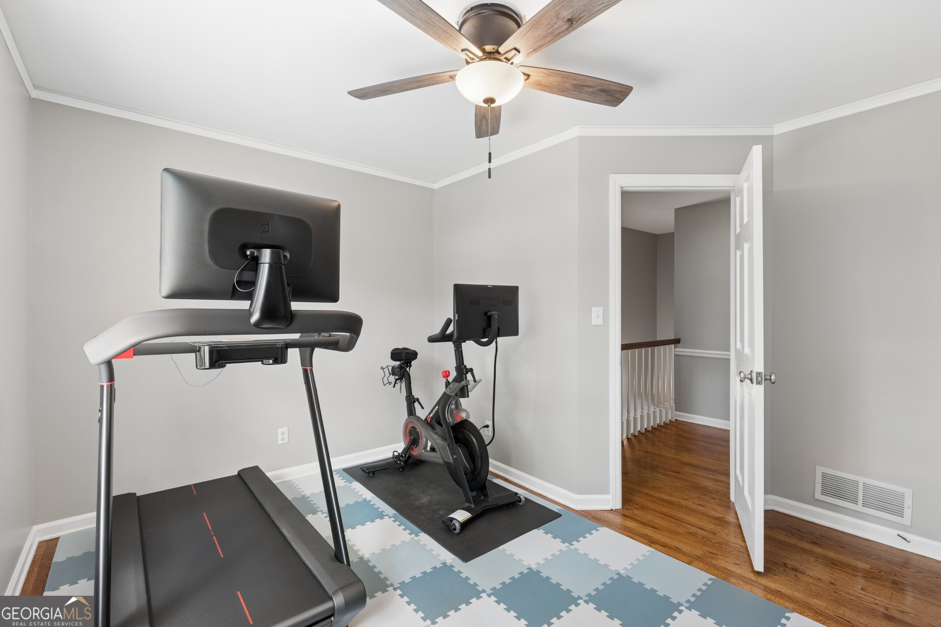 670 Lake Charles Way