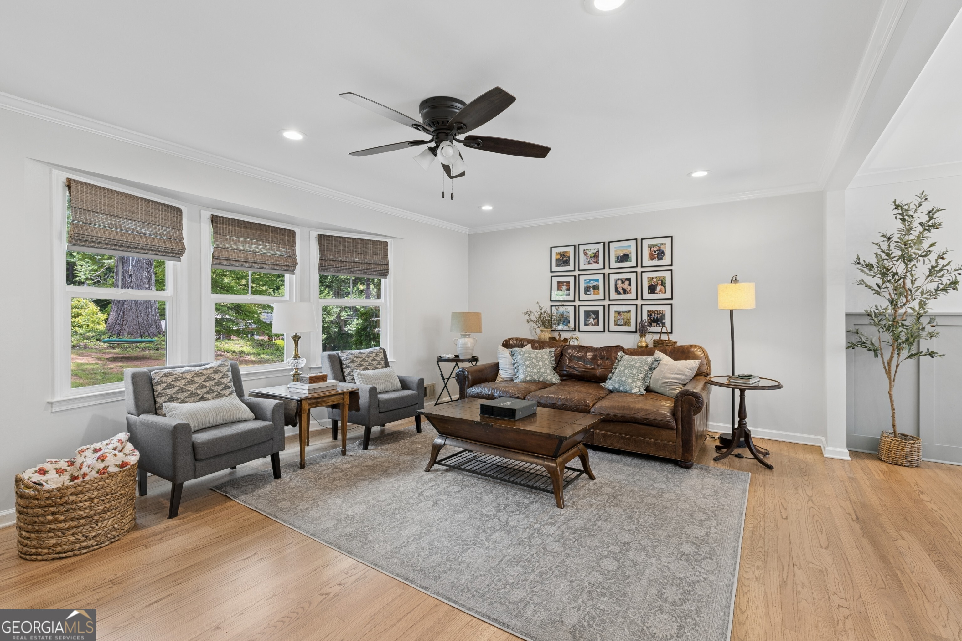 670 Lake Charles Way