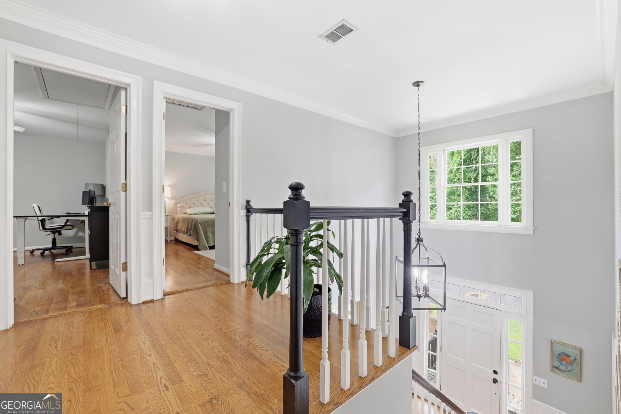898 Byrnwyck Road NE