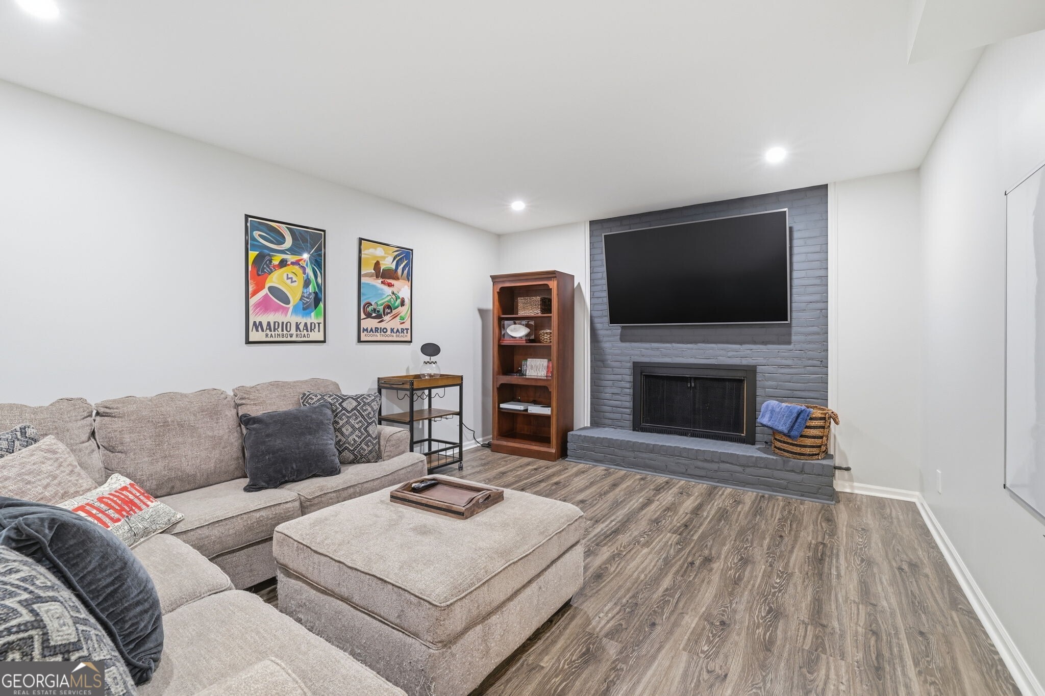 898 Byrnwyck Road NE