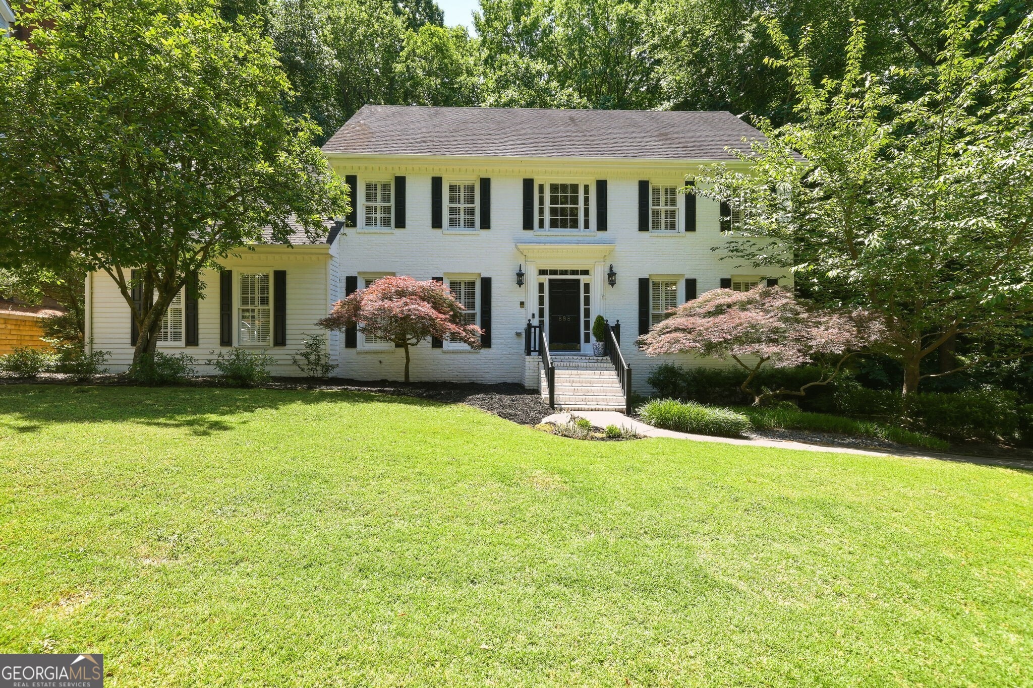 898 Byrnwyck Road NE