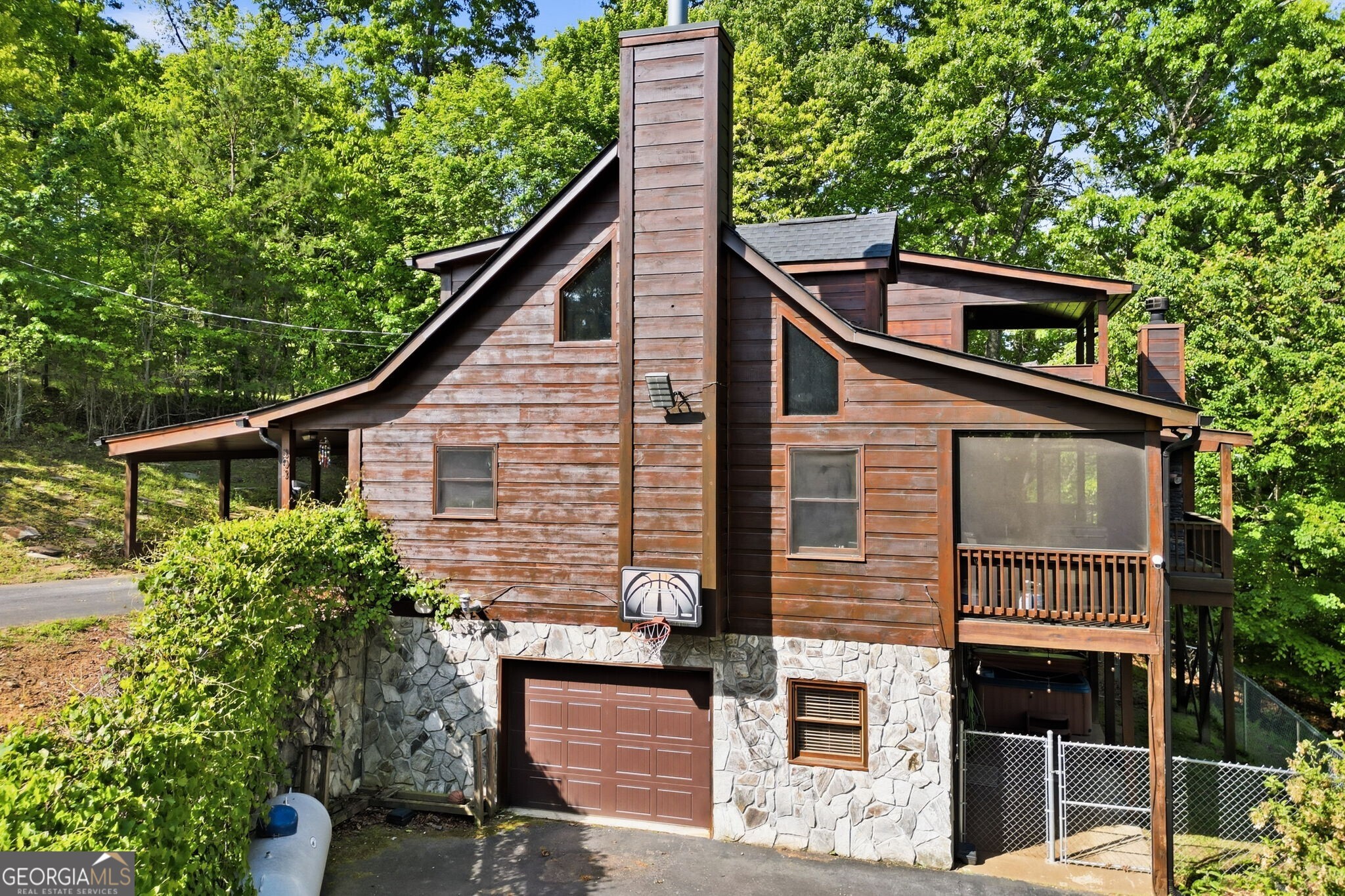 303 Pine Forest Loop