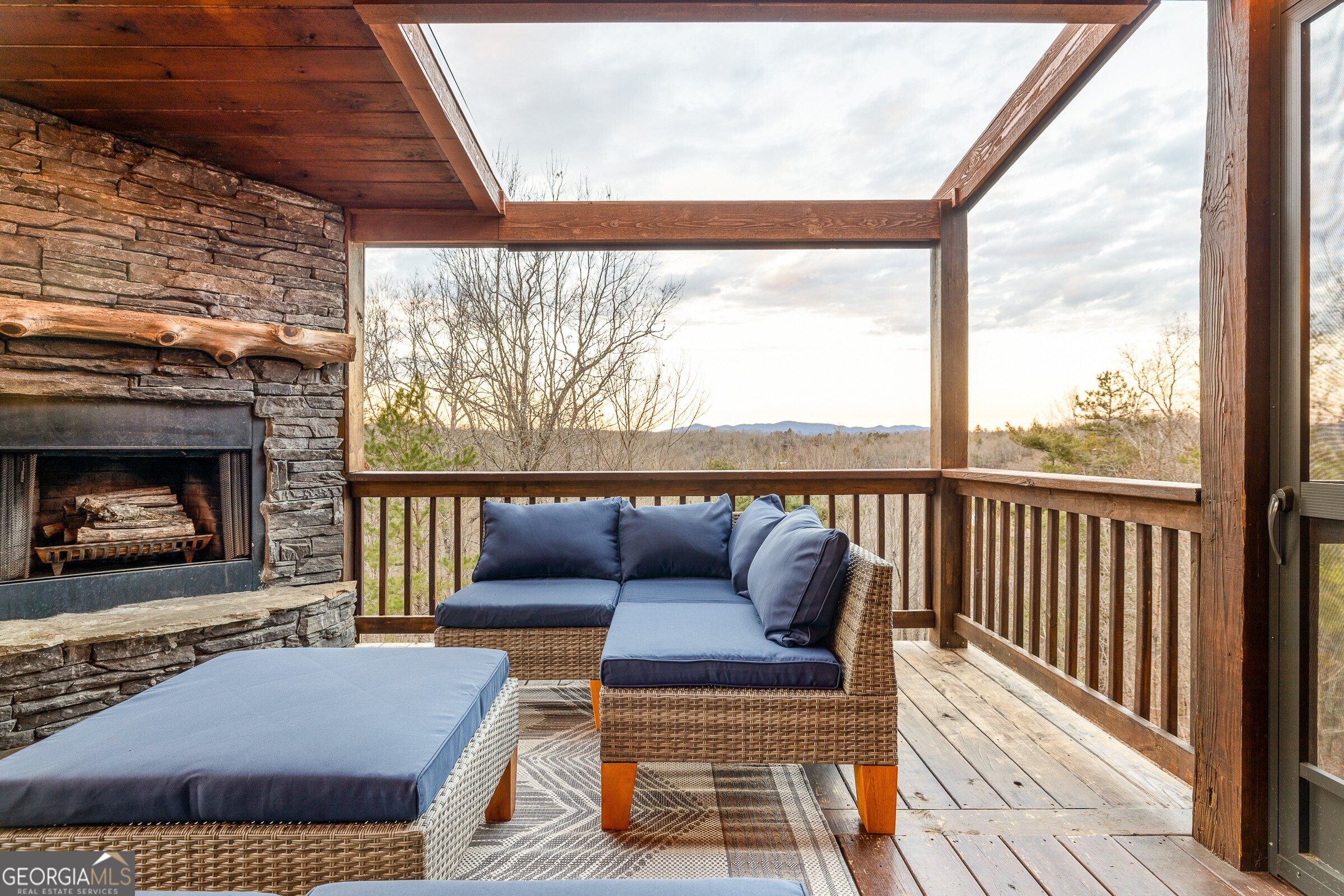 303 Pine Forest Loop