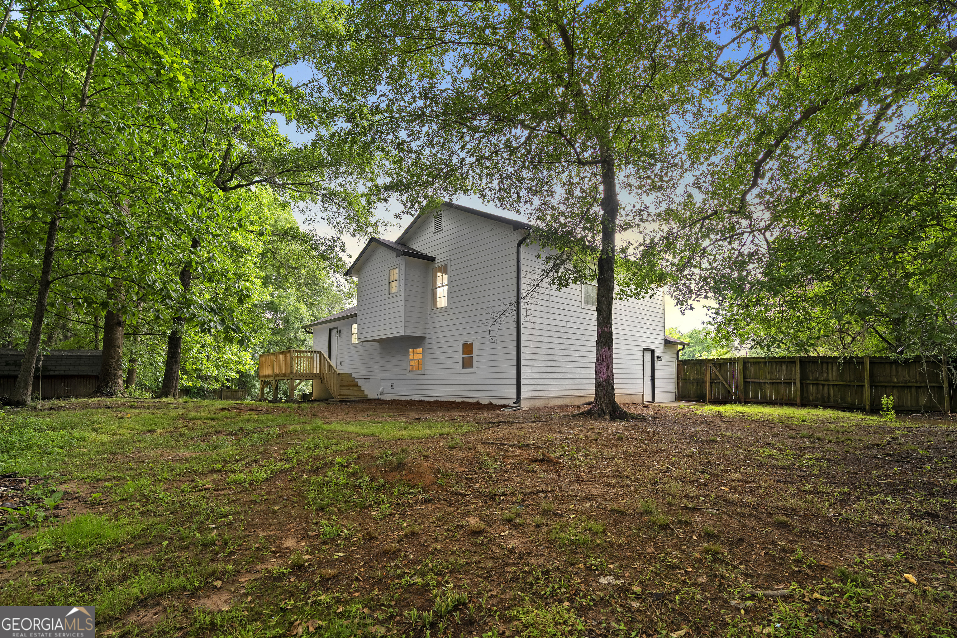 12 Creek Bend Court SW