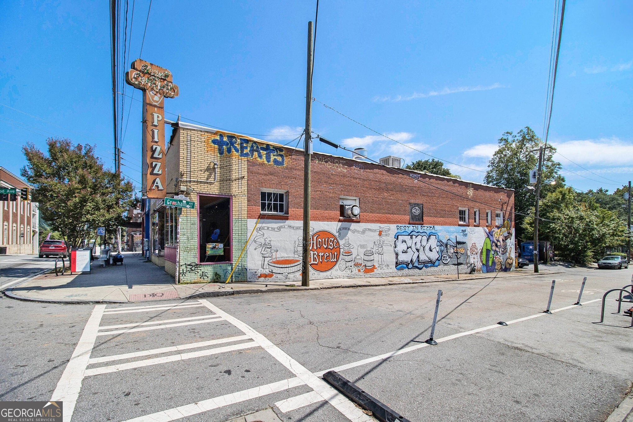 1465 McPherson Avenue SE