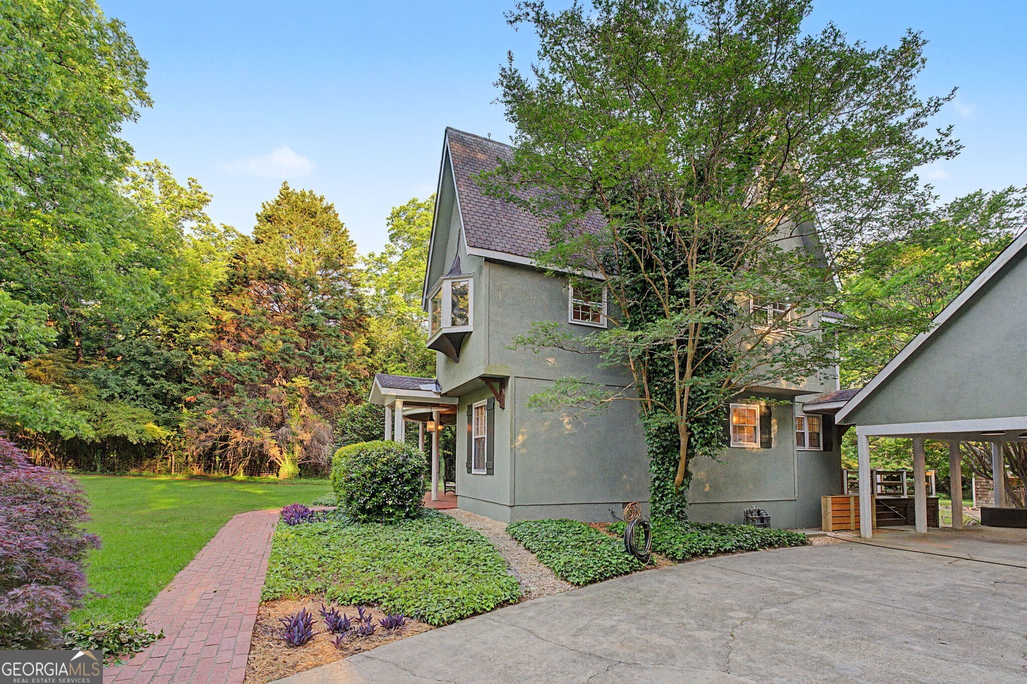 120 Hampton Locust Grove Road
