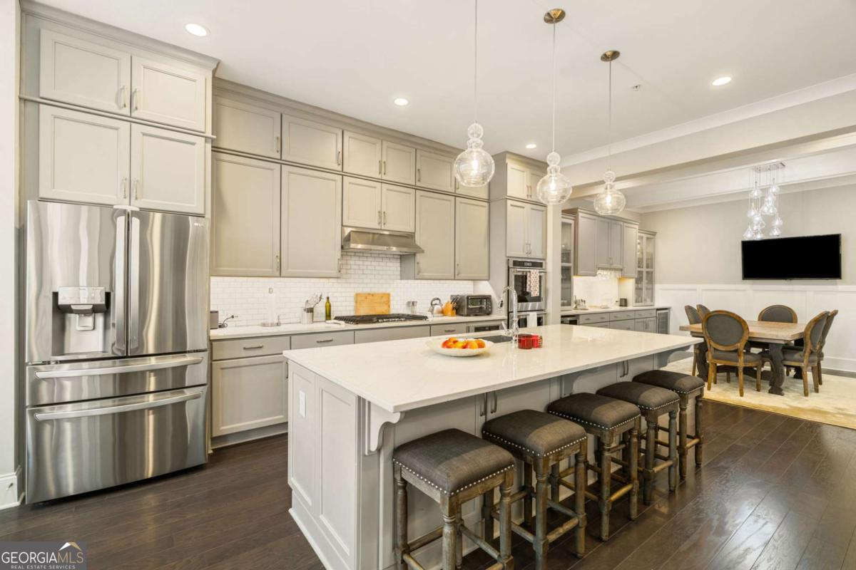 555 Verismo Way