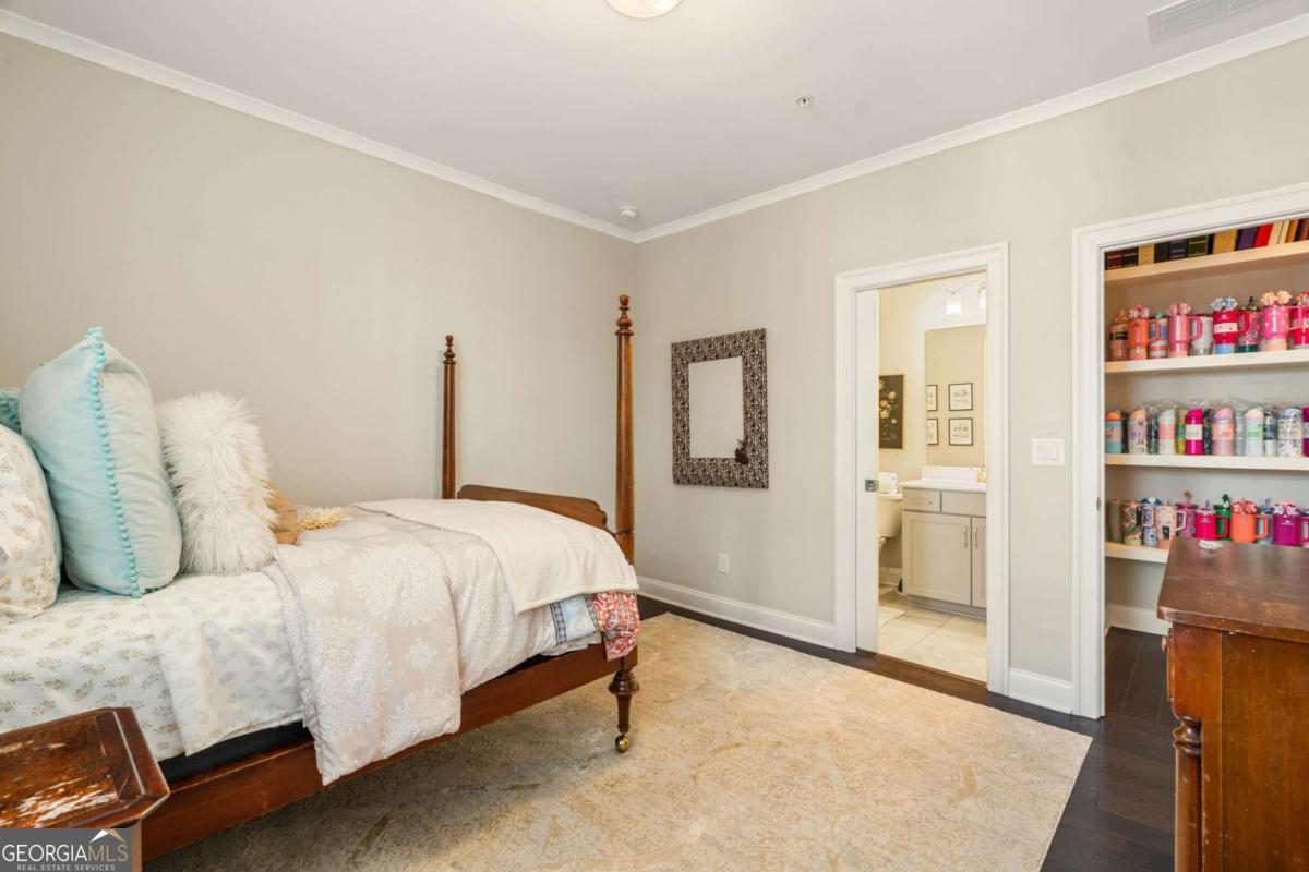 555 Verismo Way