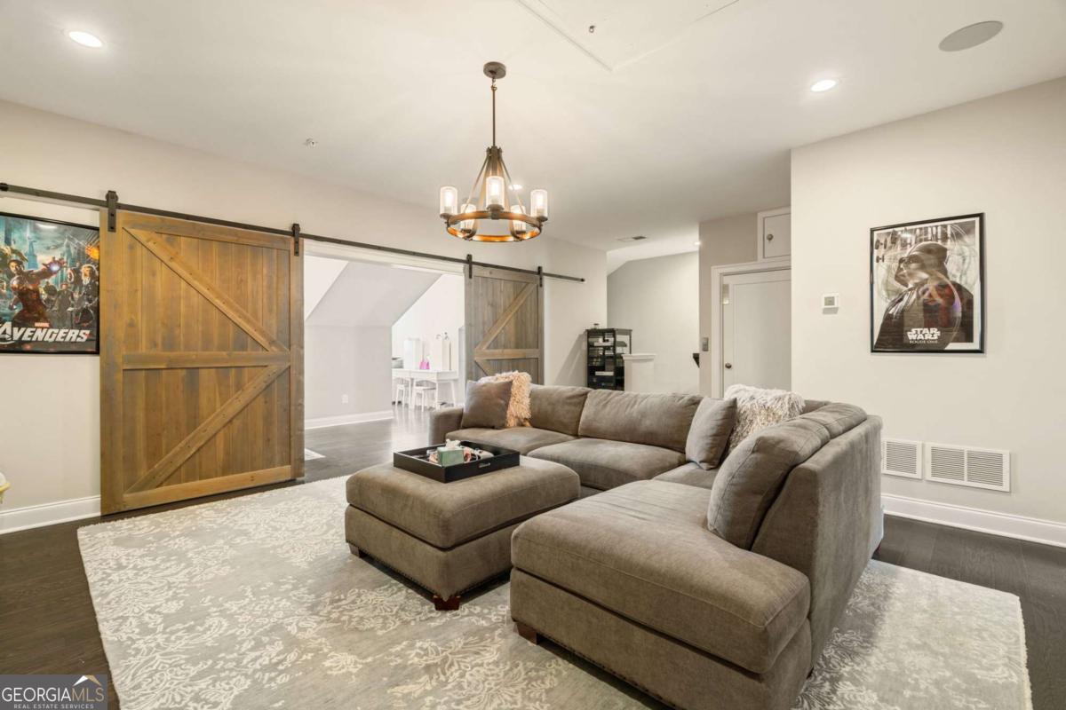 555 Verismo Way