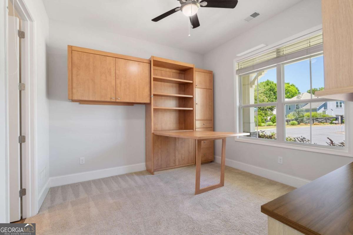 2072 Abode Way NE