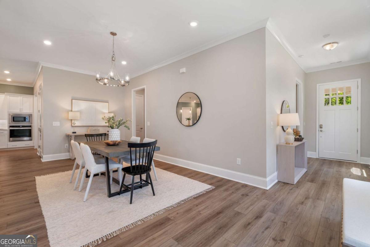2072 Abode Way NE