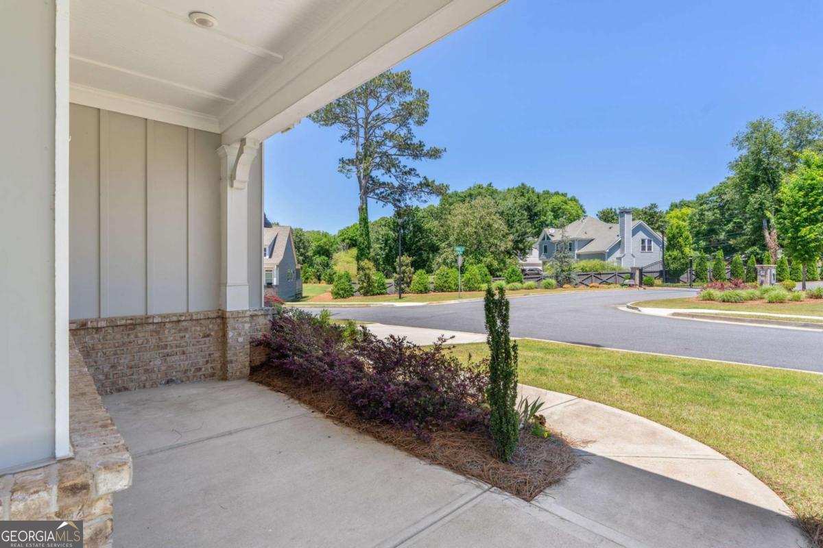 2072 Abode Way NE