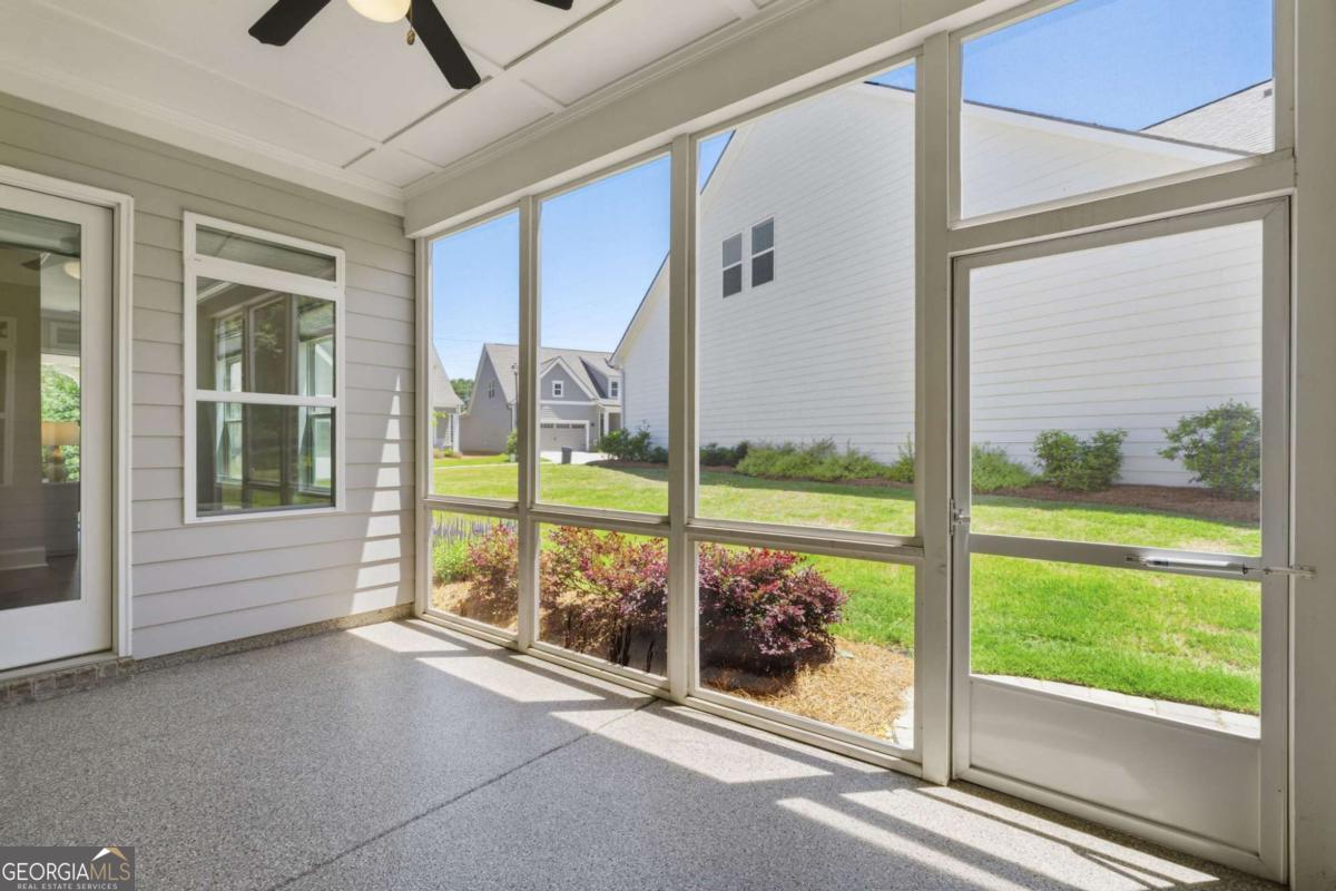 2072 Abode Way NE
