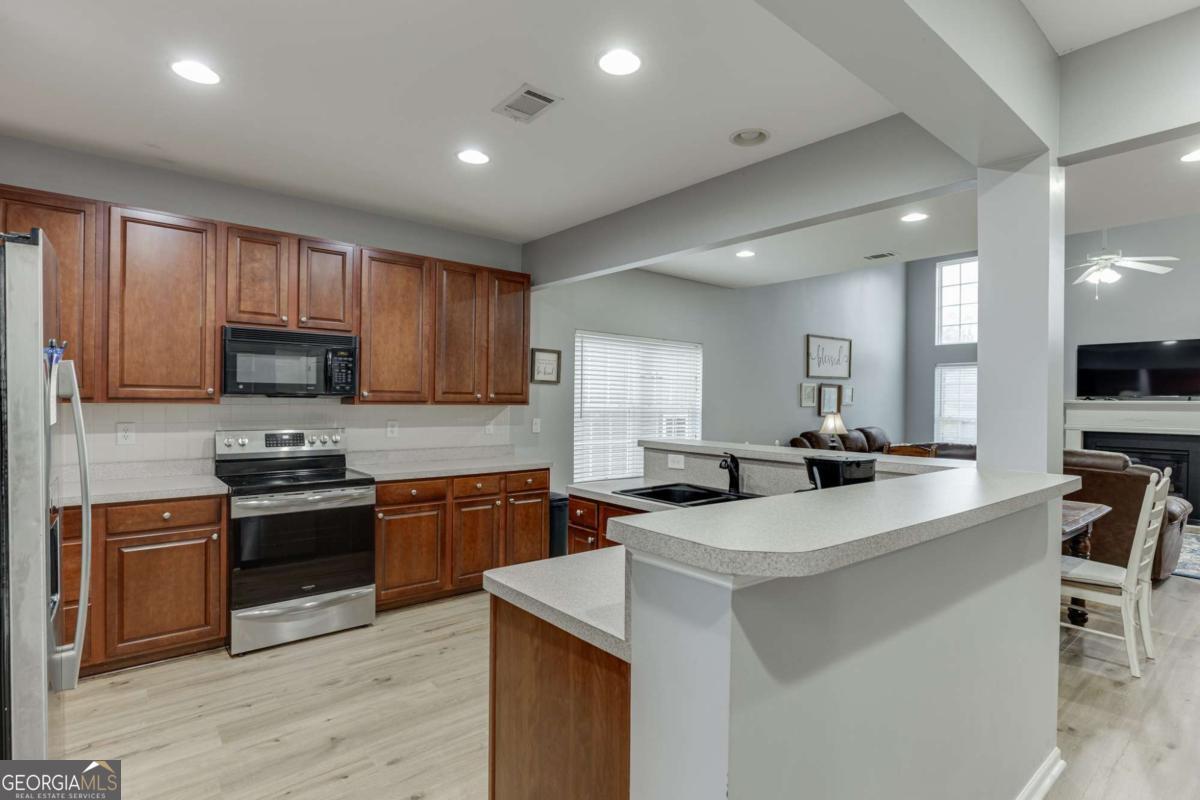 7804 Keepsake Lane