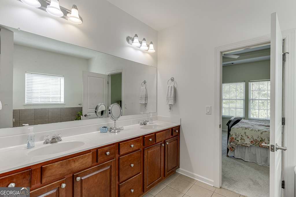 7804 Keepsake Lane