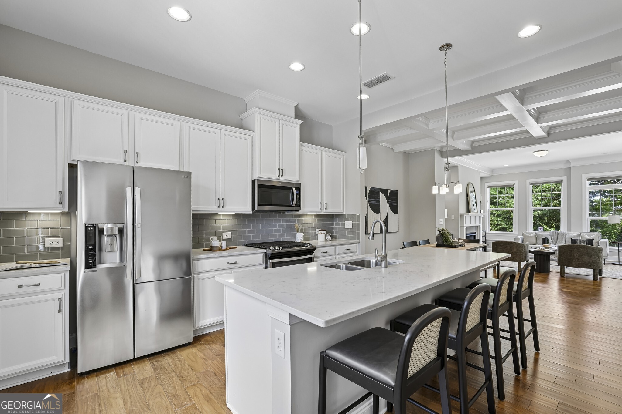701 Bismark Road NE