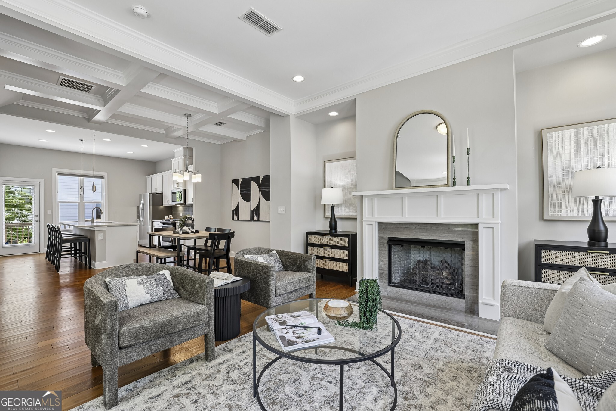 701 Bismark Road NE