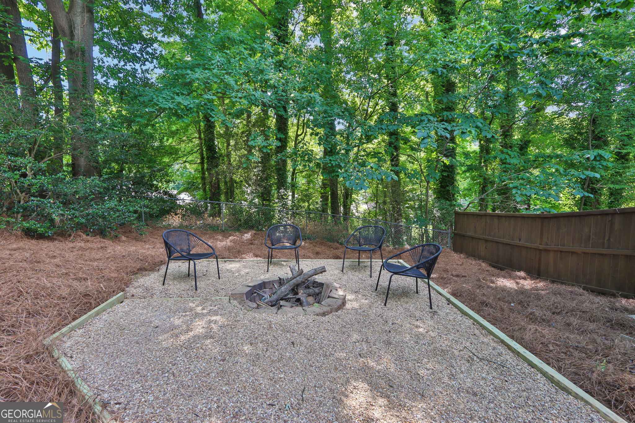 3331 De Leon Lane