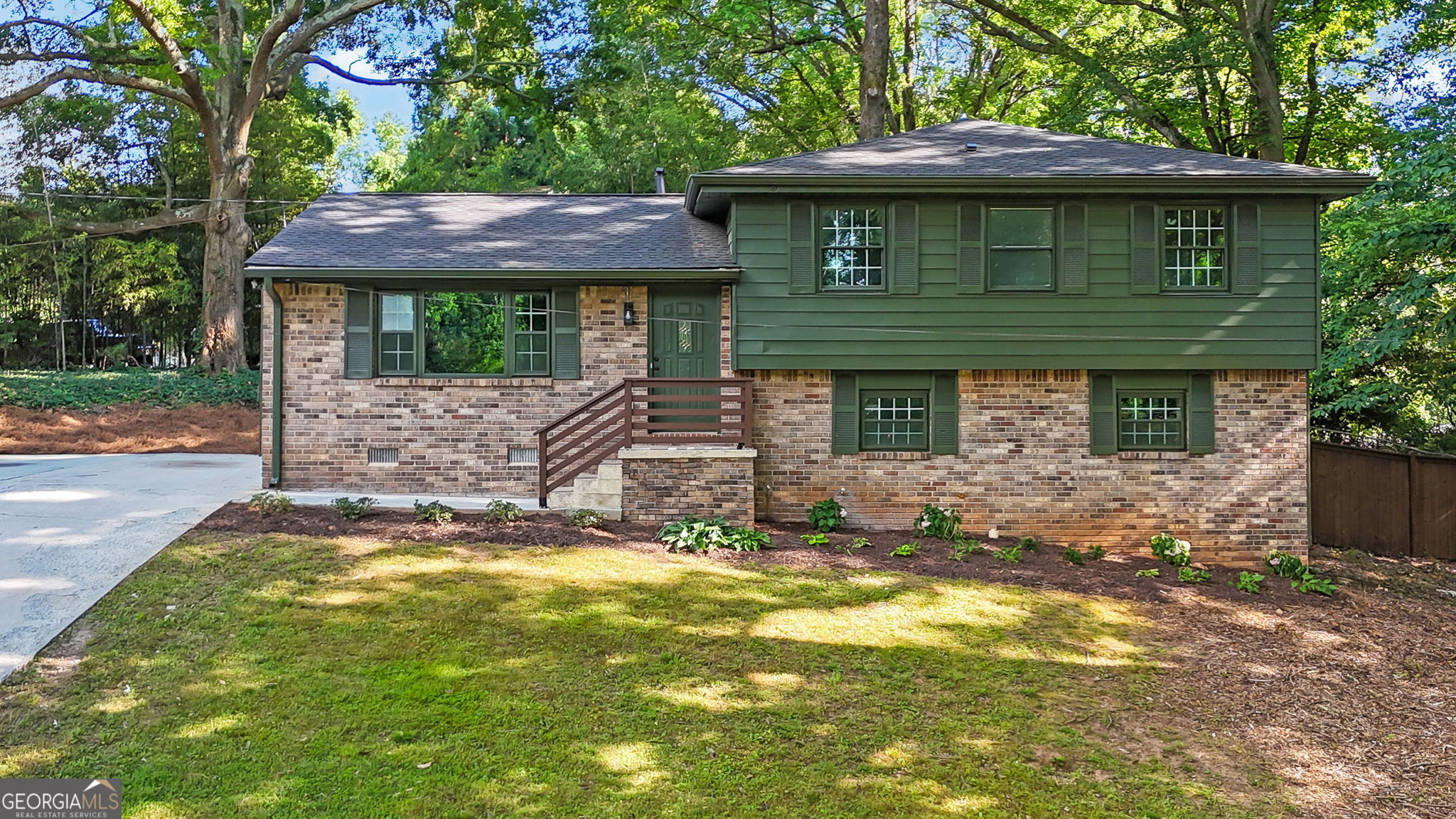 3331 De Leon Lane