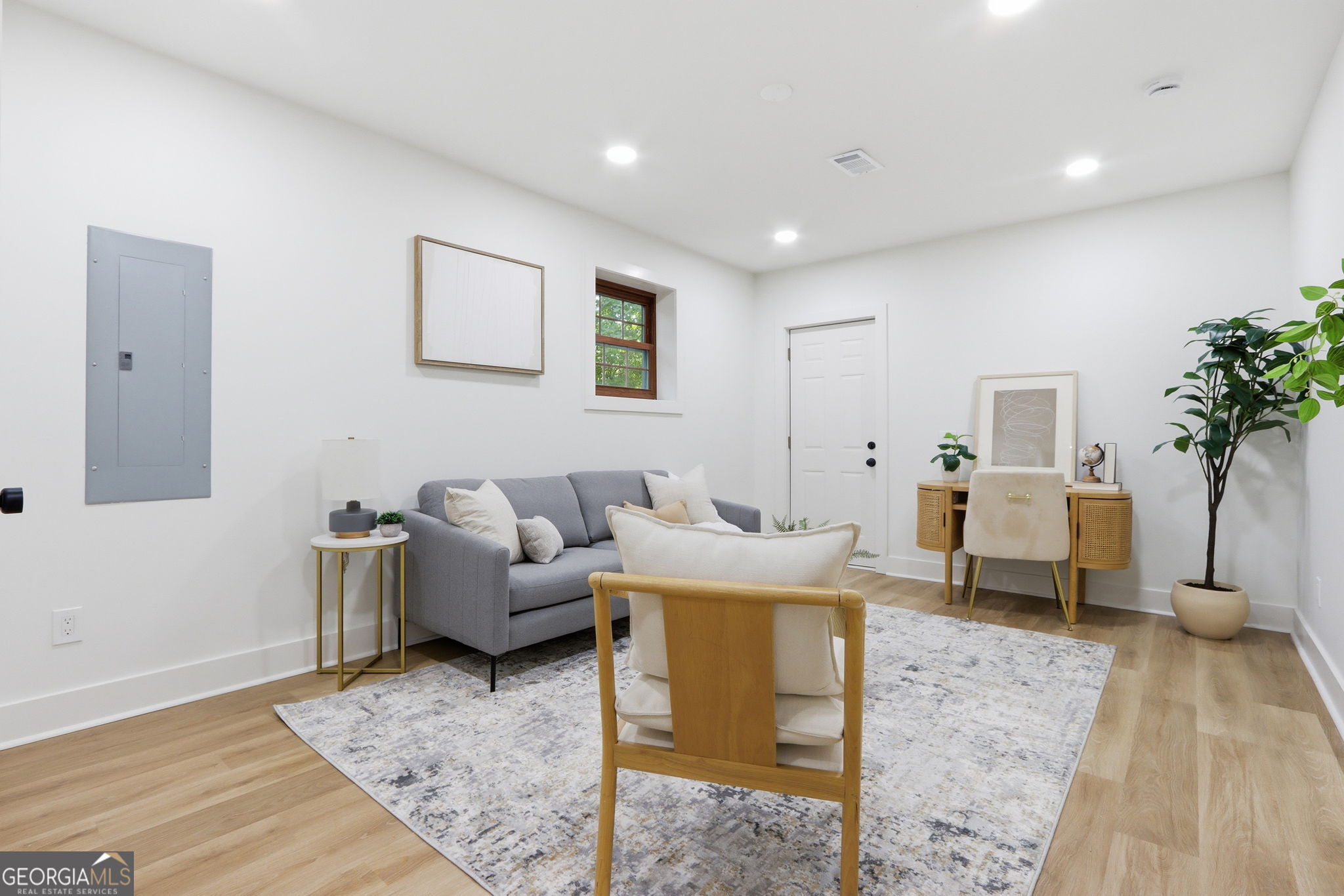 3331 De Leon Lane