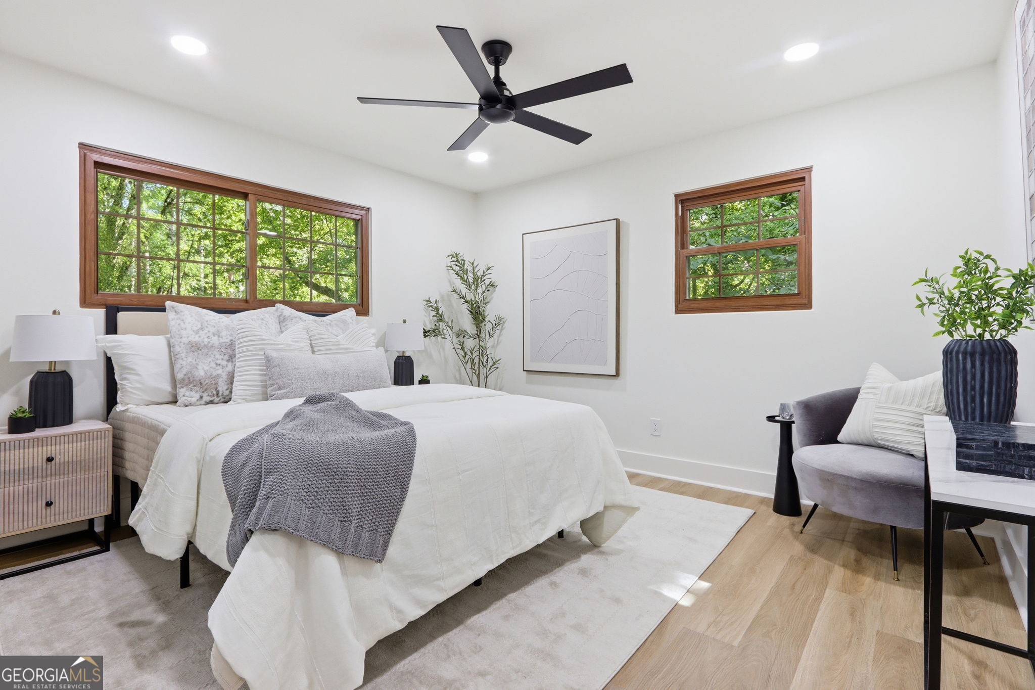 3331 De Leon Lane