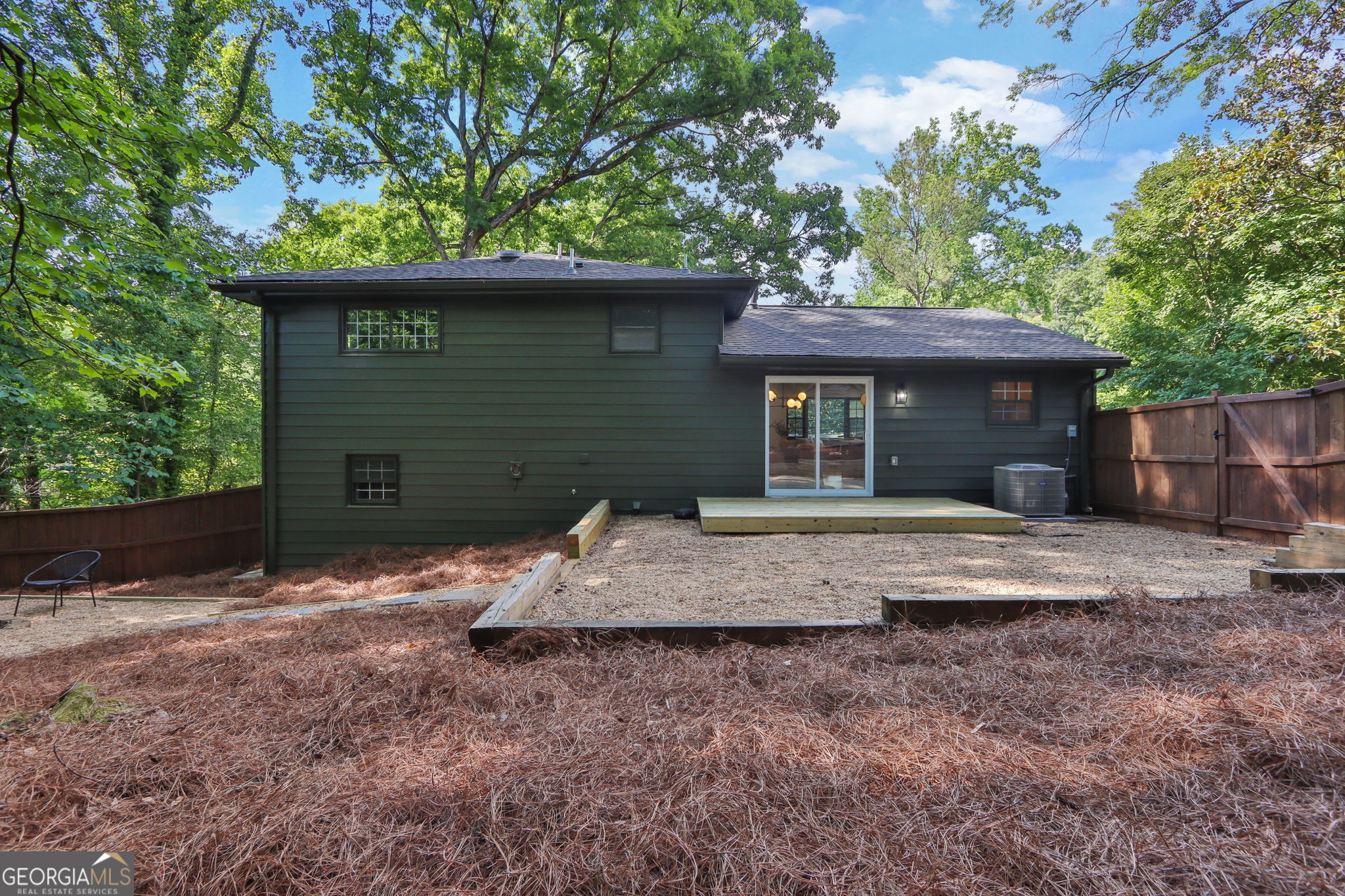 3331 De Leon Lane