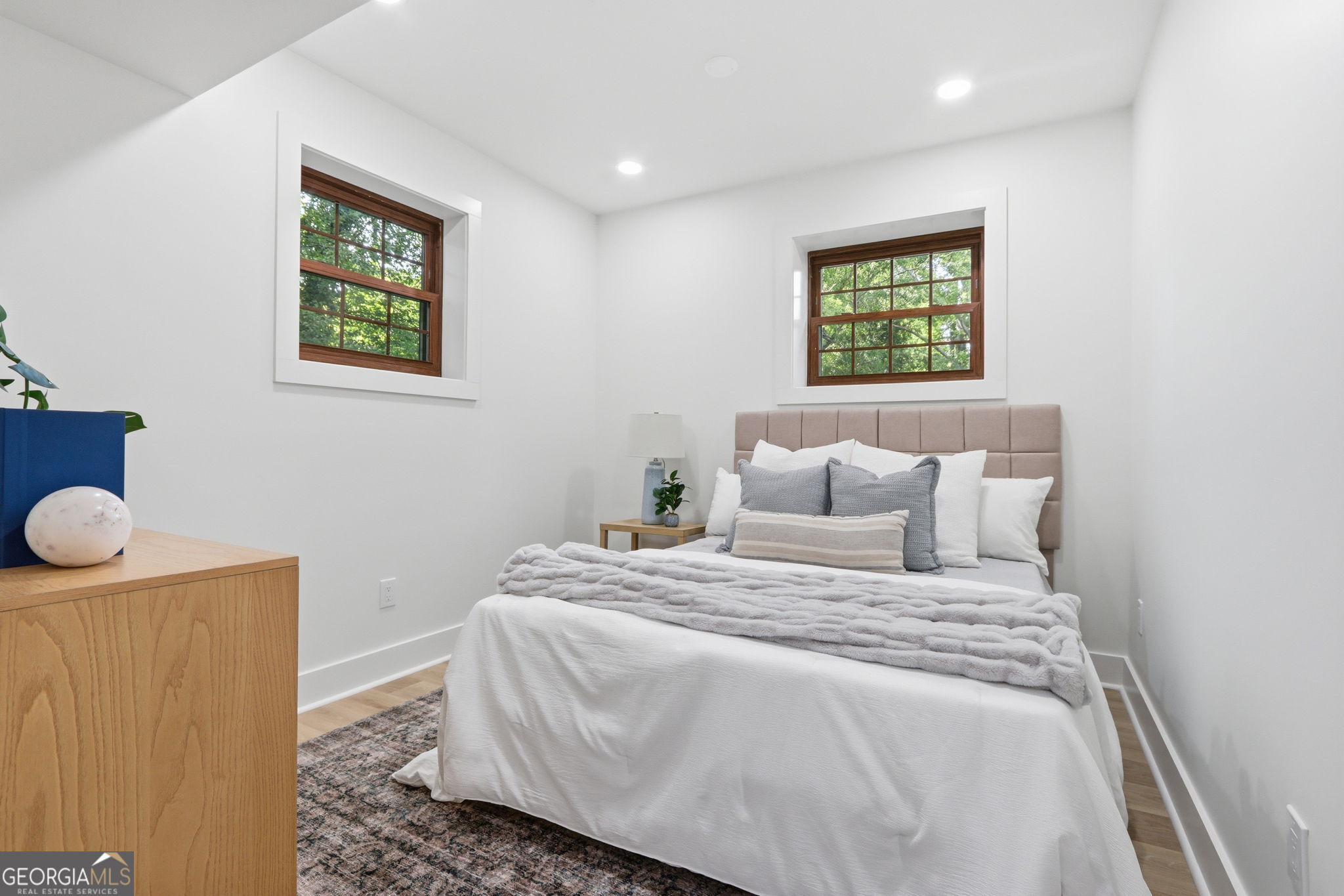 3331 De Leon Lane
