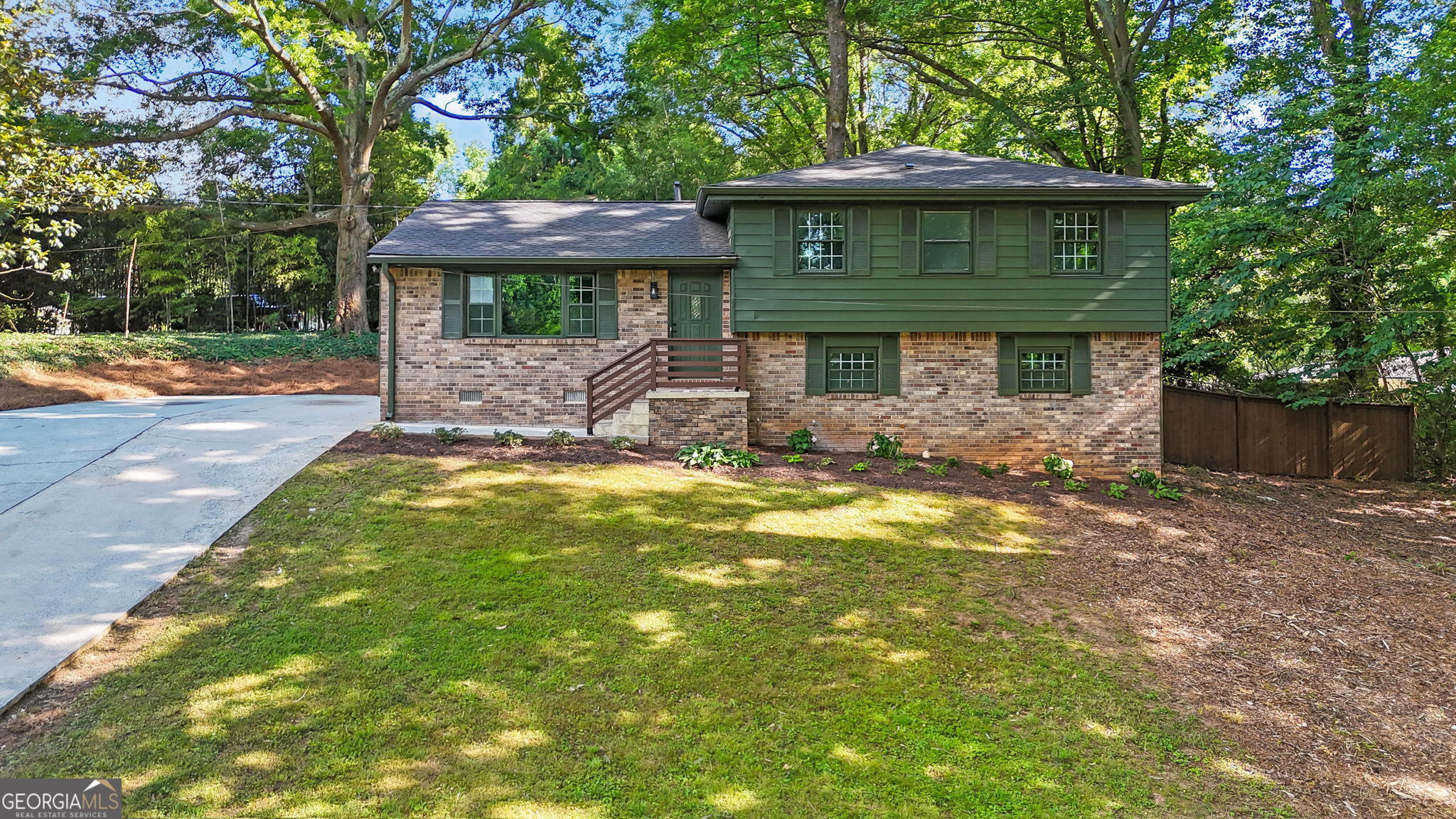 3331 De Leon Lane