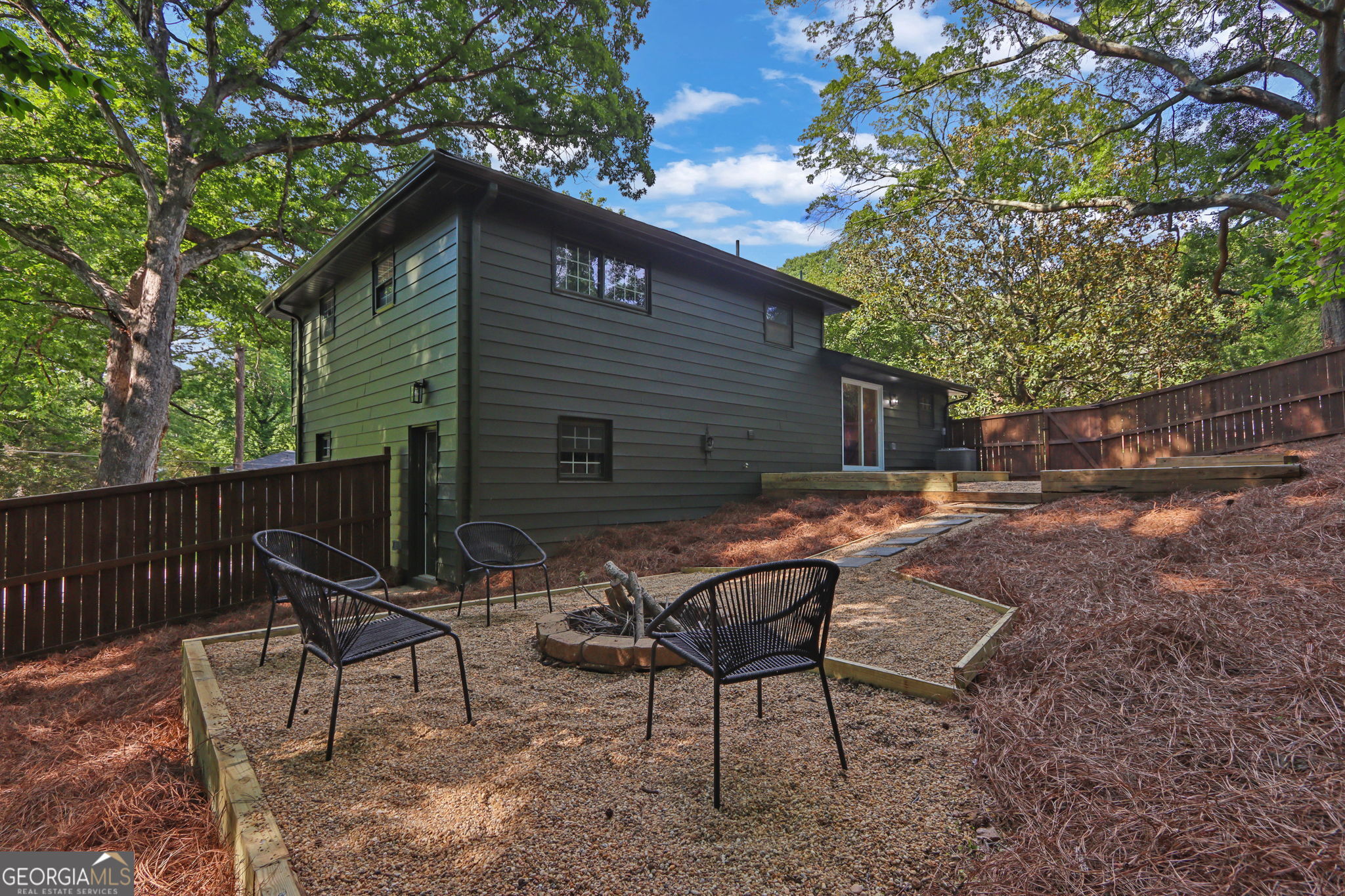 3331 De Leon Lane