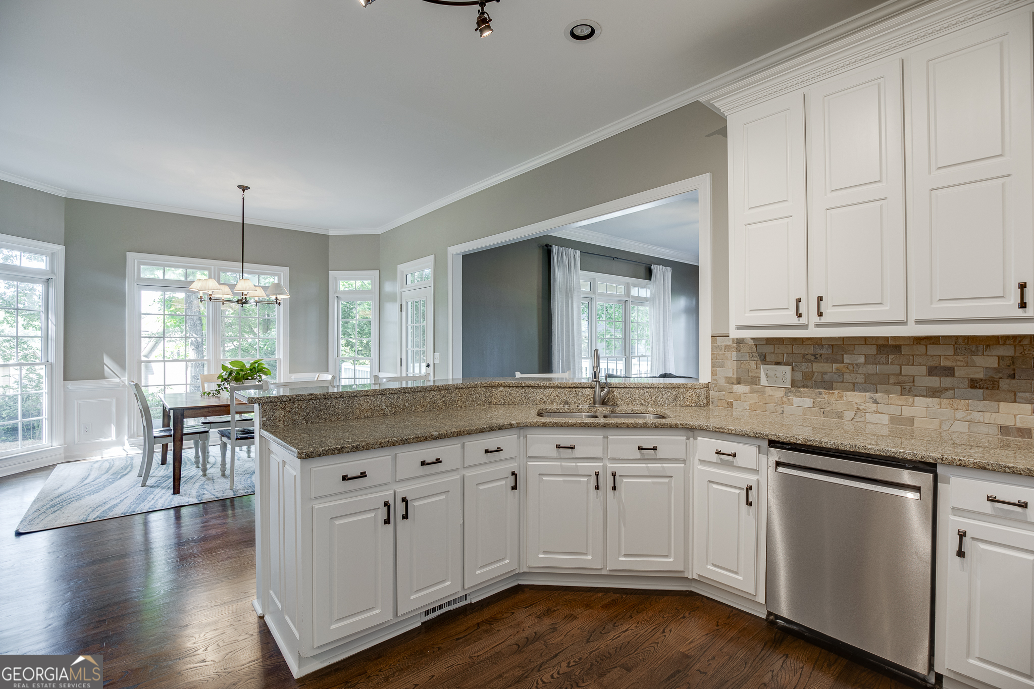 2537 Bent Tree Drive