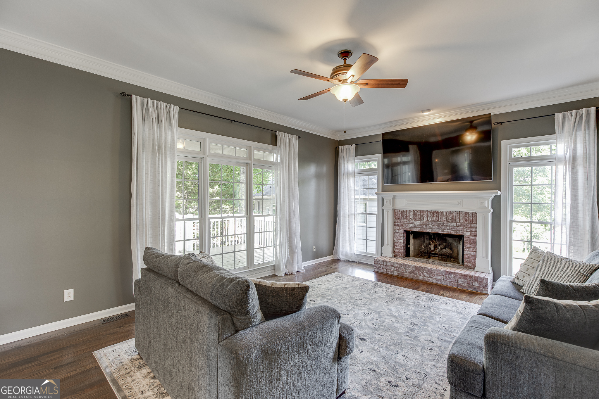2537 Bent Tree Drive