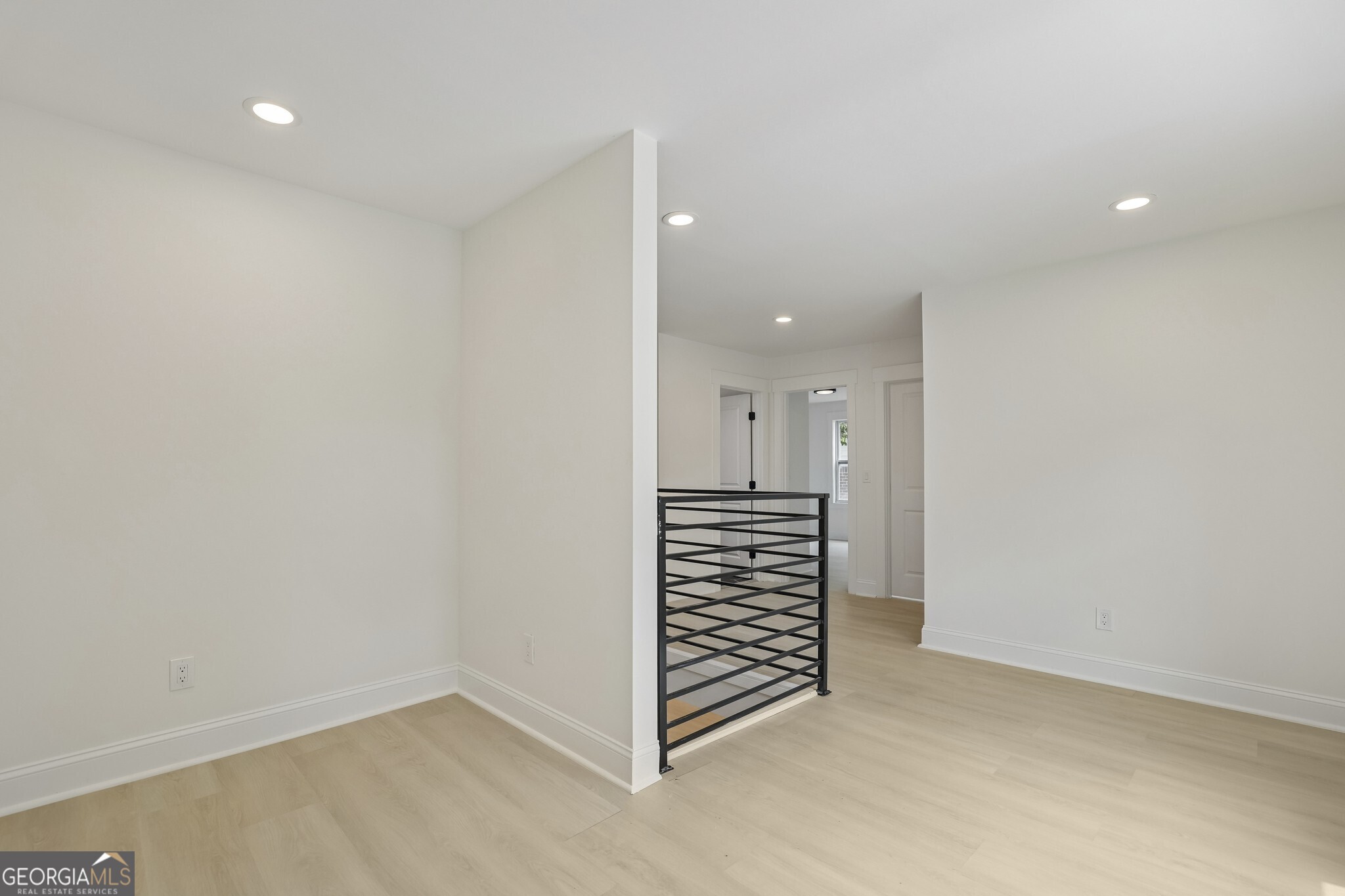 1755 Emerald Avenue SW