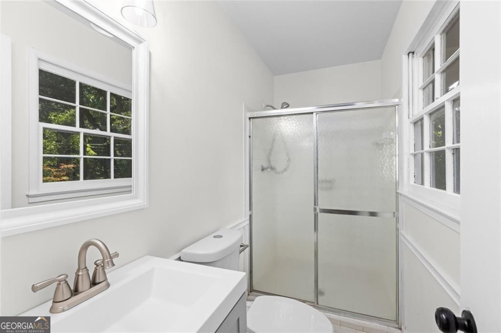 4132 St Germain