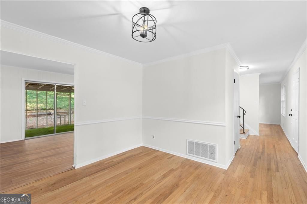 4132 St Germain