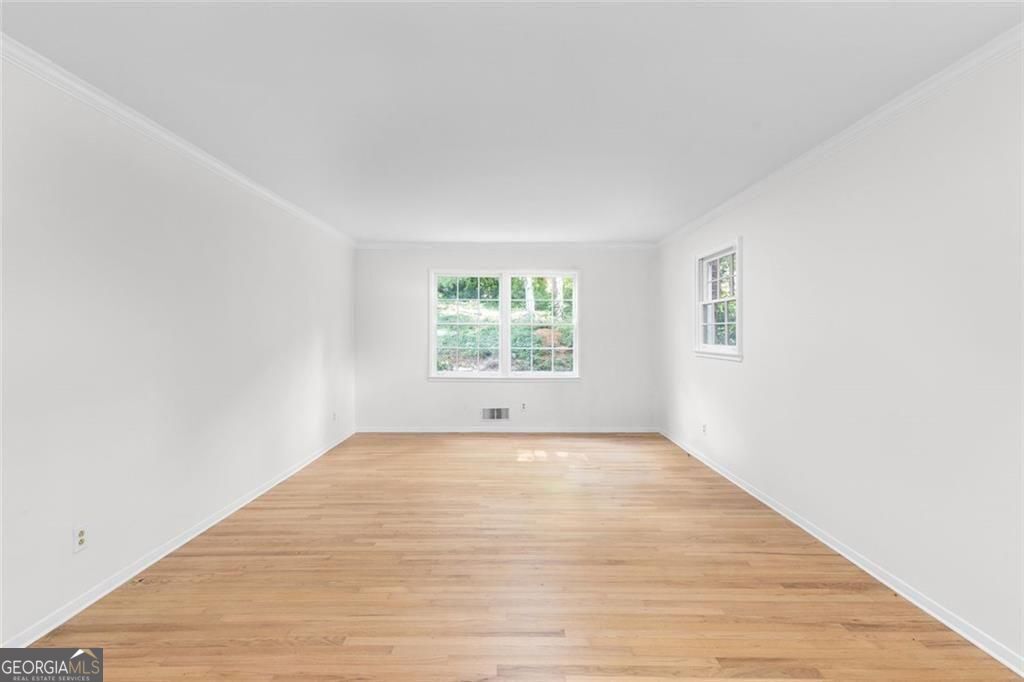 4132 St Germain